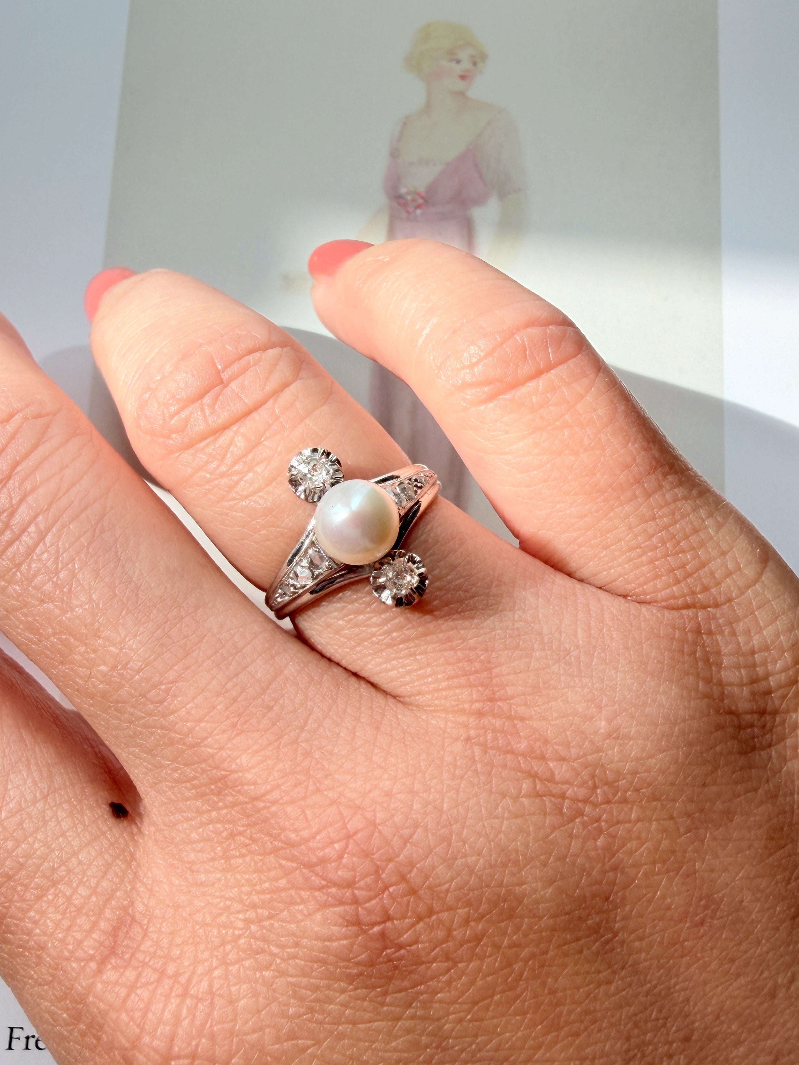 French vintage 18K white gold pearl diamond ring