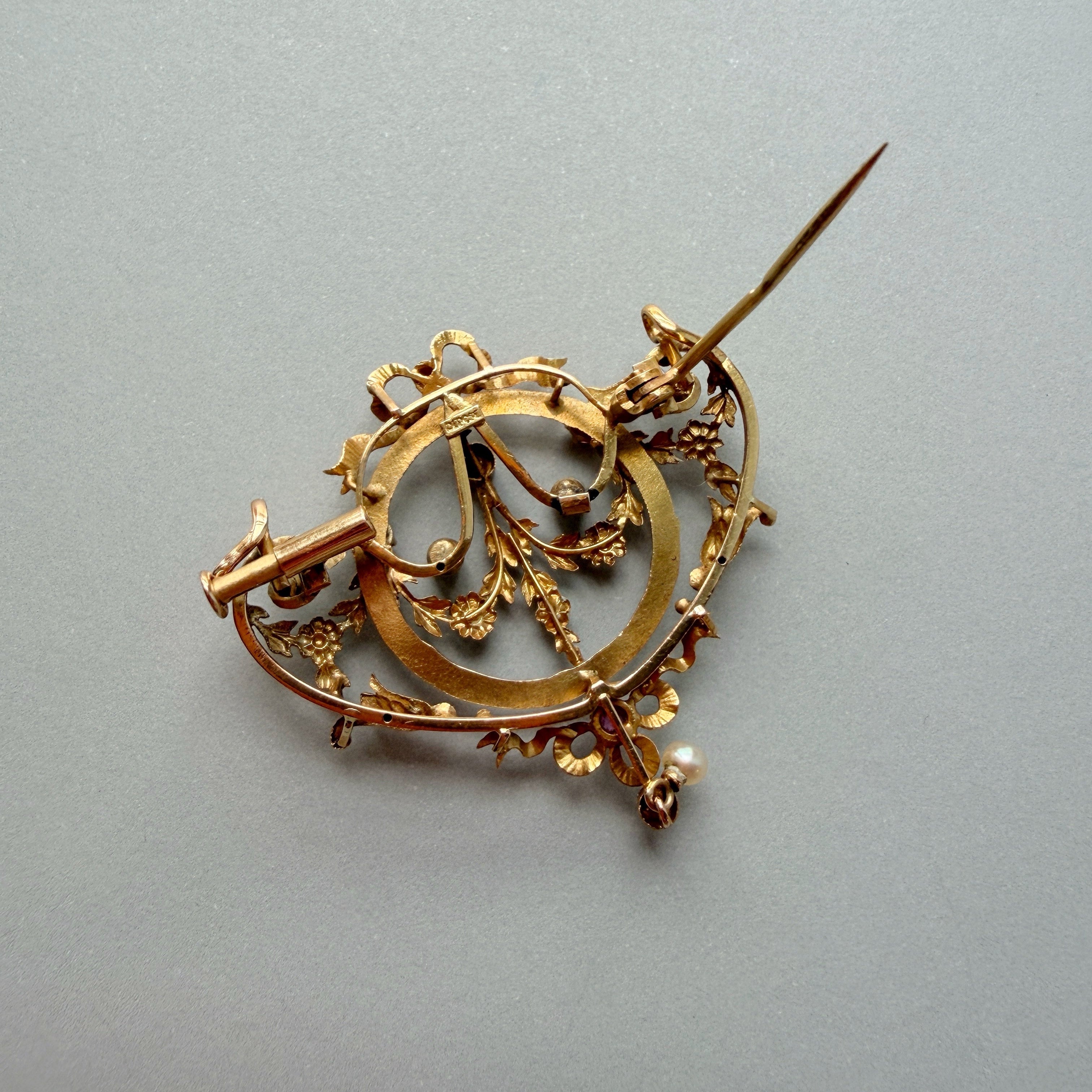 French art nouveau era 18K gold pearl ruby diamond pendant brooch