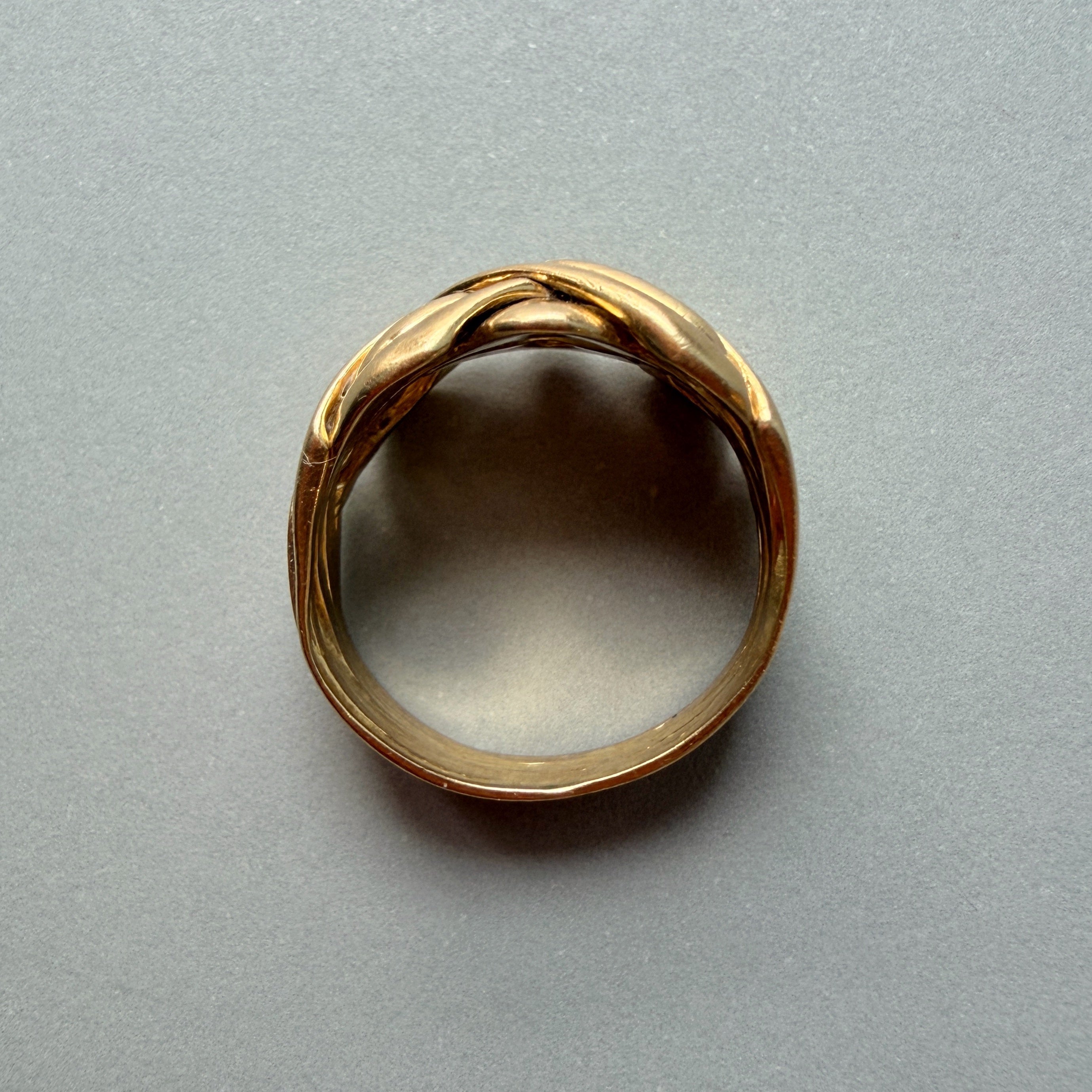 Vintage retro 18K yellow woven gold band ring