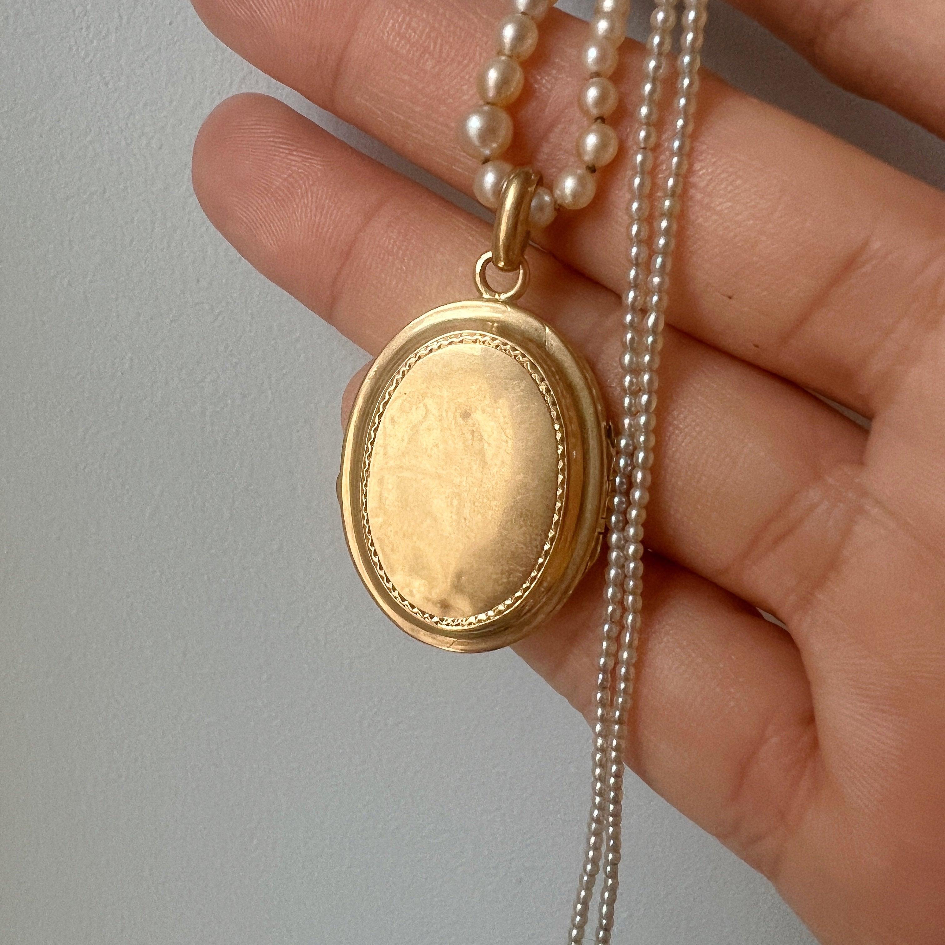 Antique 18K gold natural pearls « H » monogram locket pendant - Curiously timeless