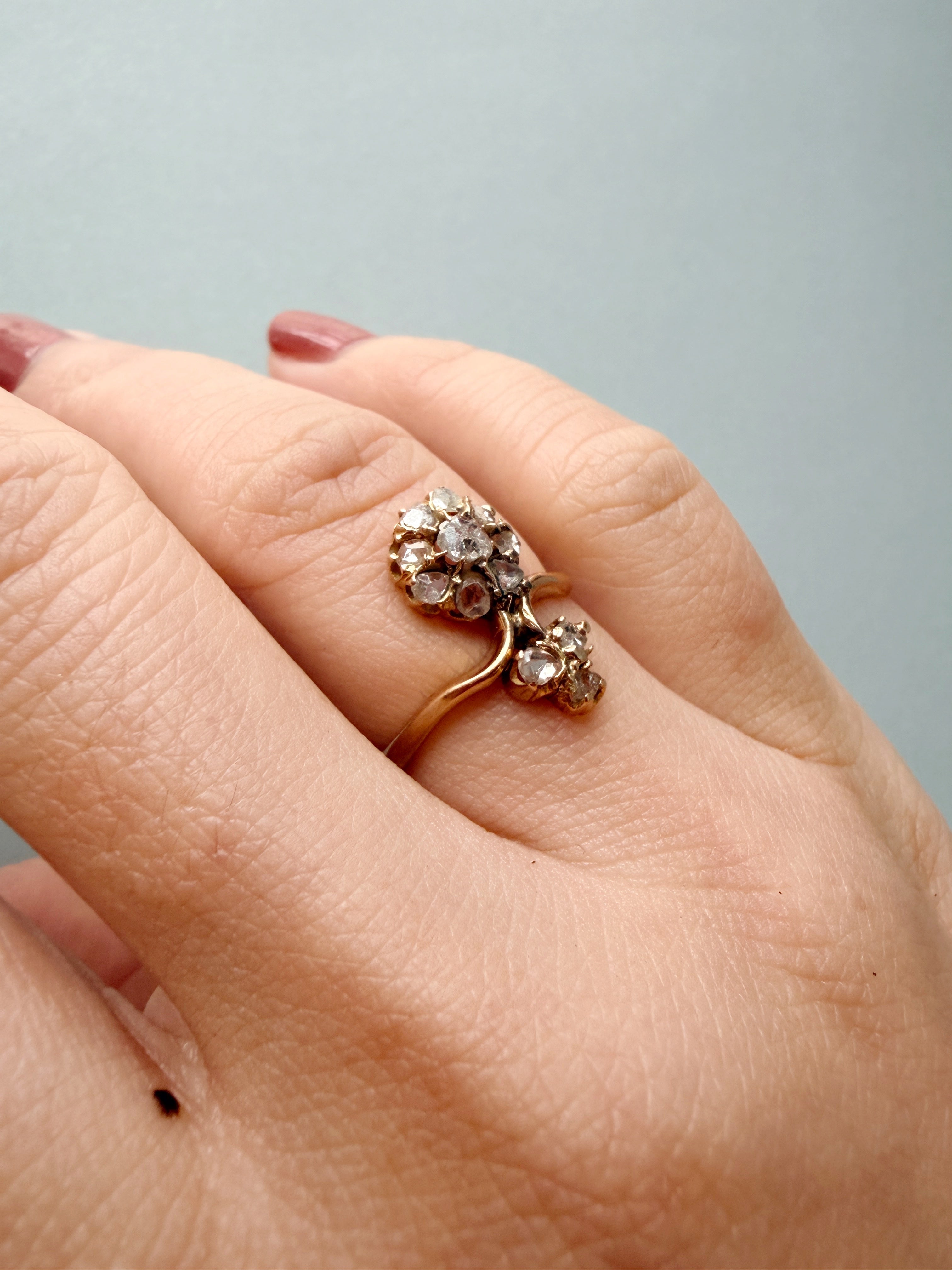 Antique 18K gold rose cut diamond flower ring 