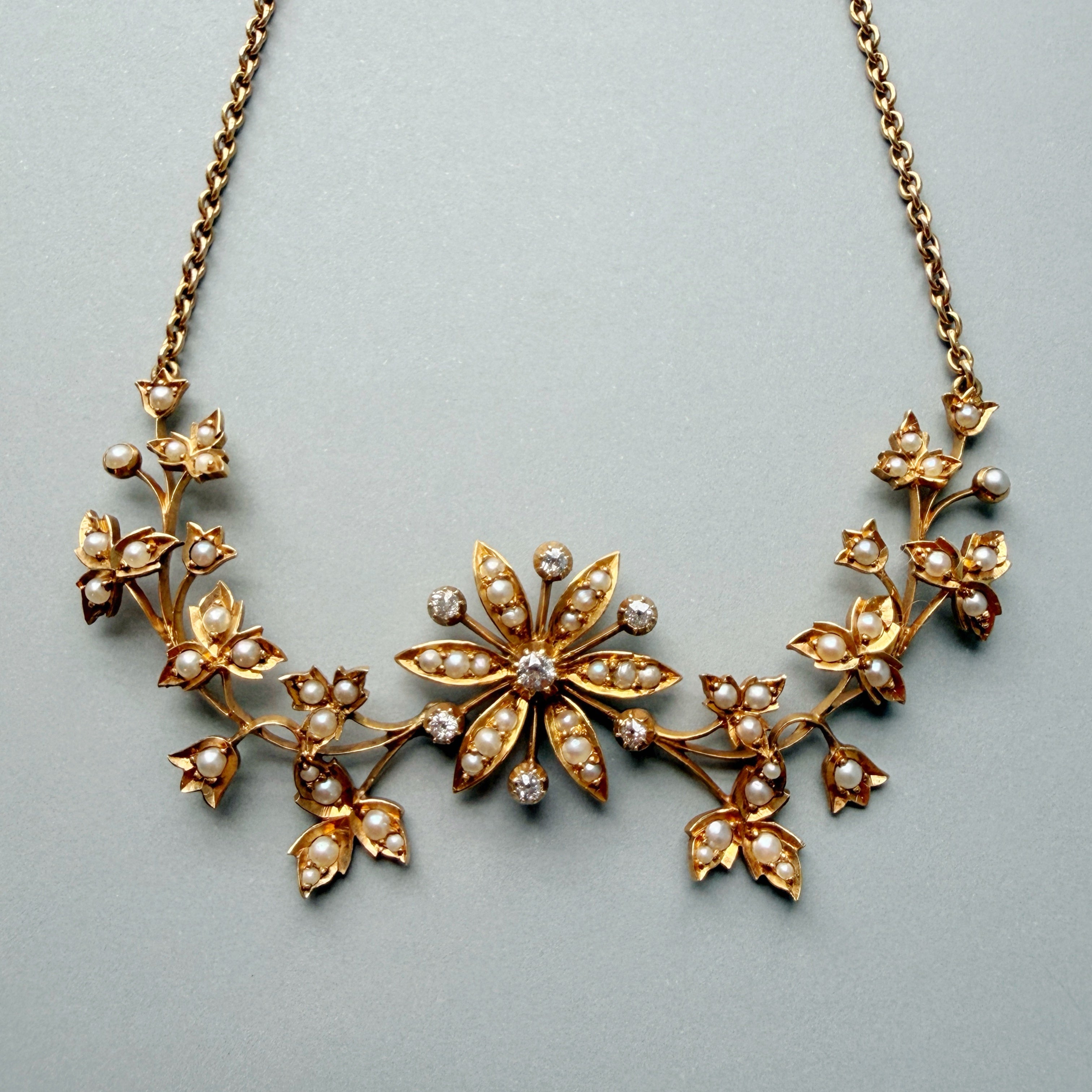 Victorian 14K Gold Diamonds Pearls flower necklace