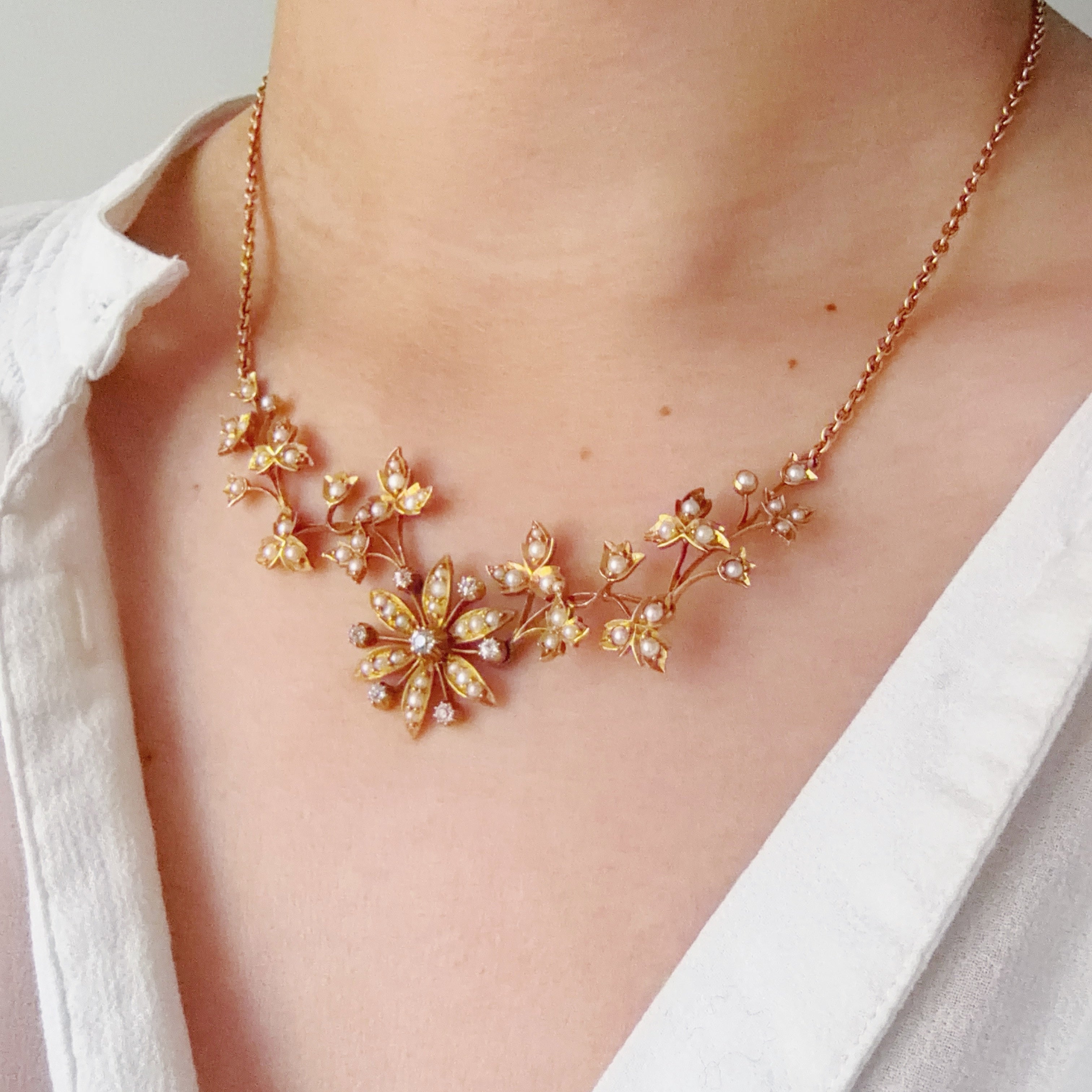 Victorian 14K Gold Diamonds Pearls flower necklace