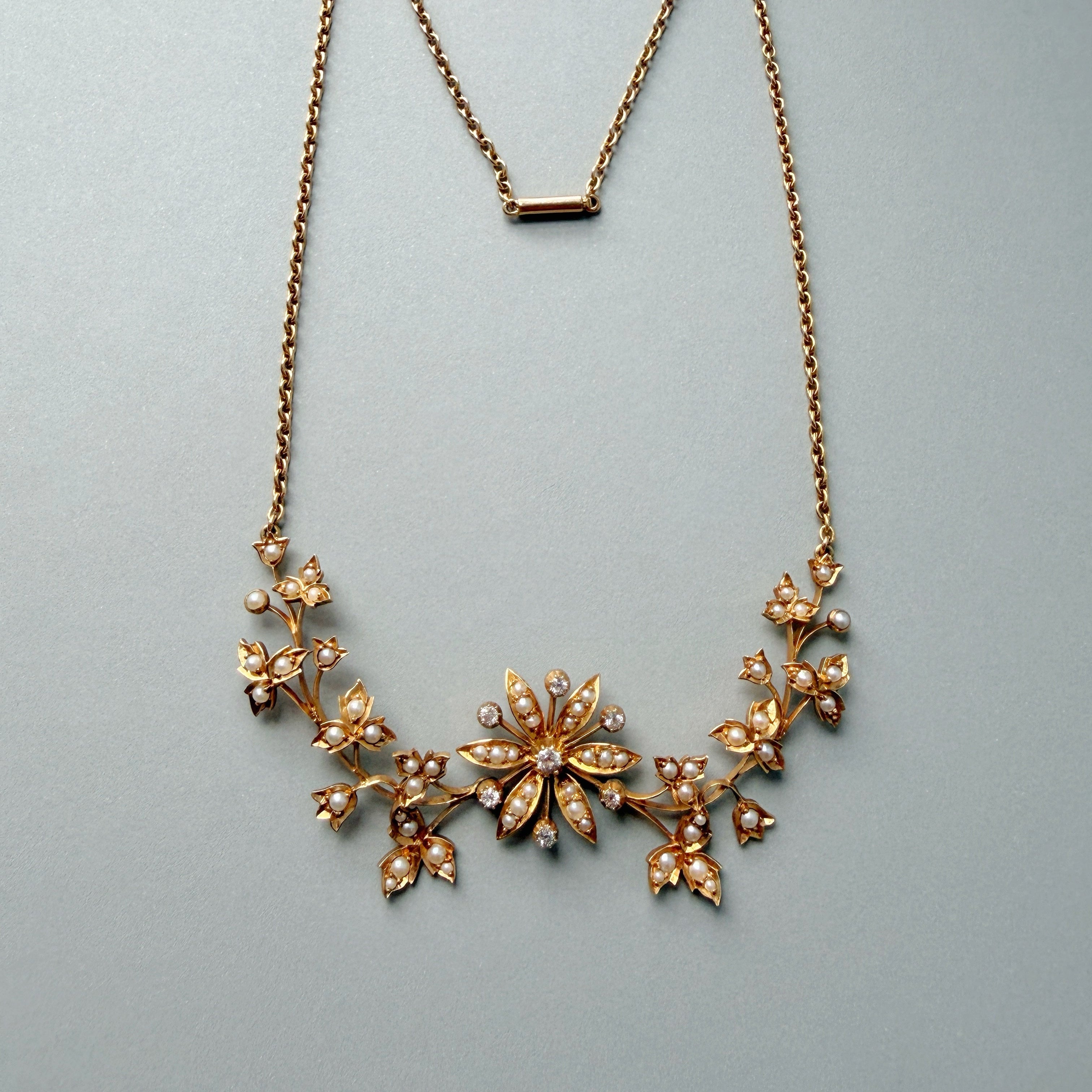 Victorian 14K Gold Diamonds Pearls flower necklace