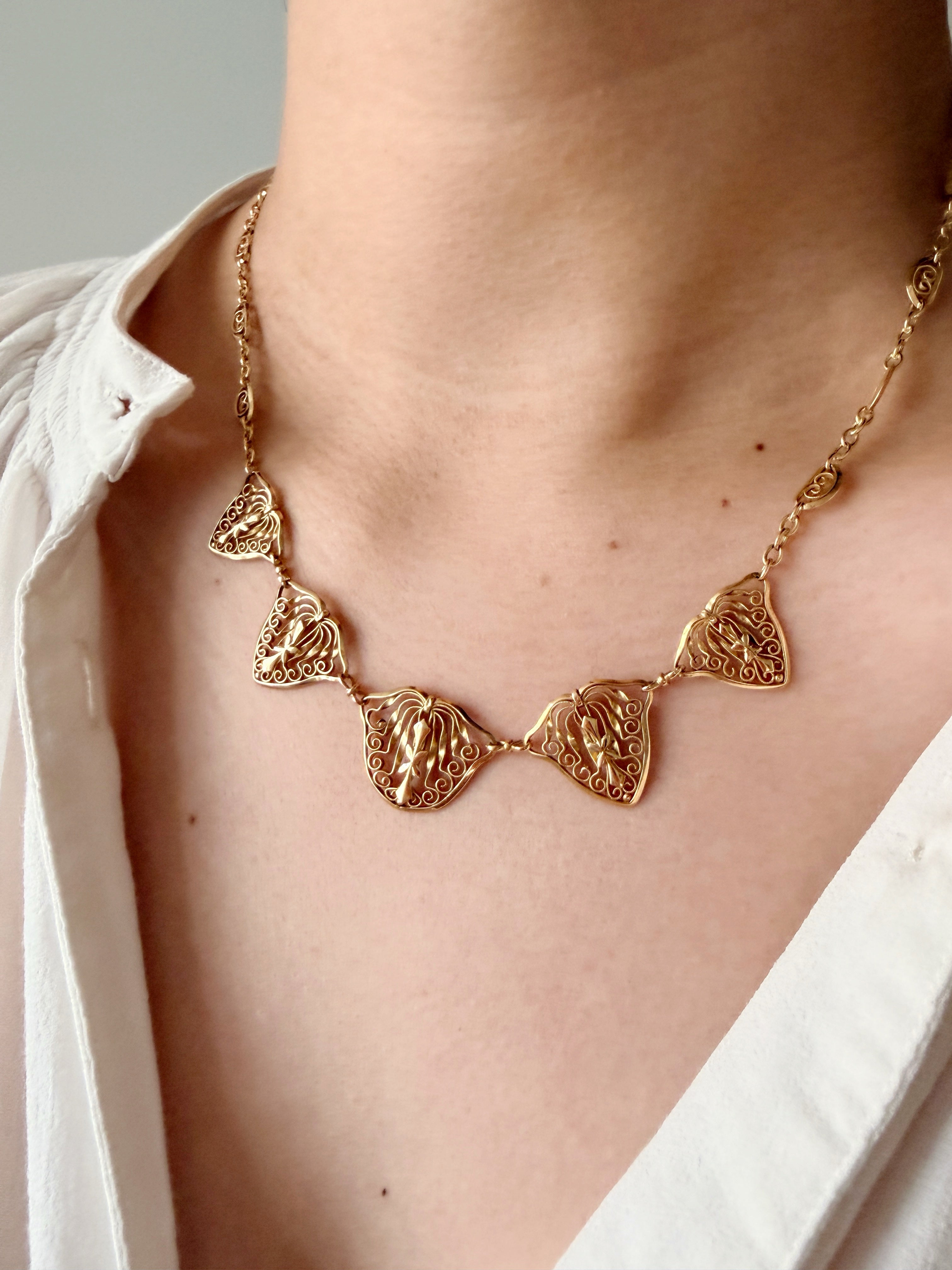 French Antique 18K Gold Draperie drop  link Necklace