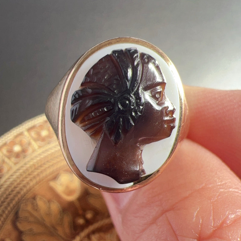 Antique 14K gold agate cameo signet ring