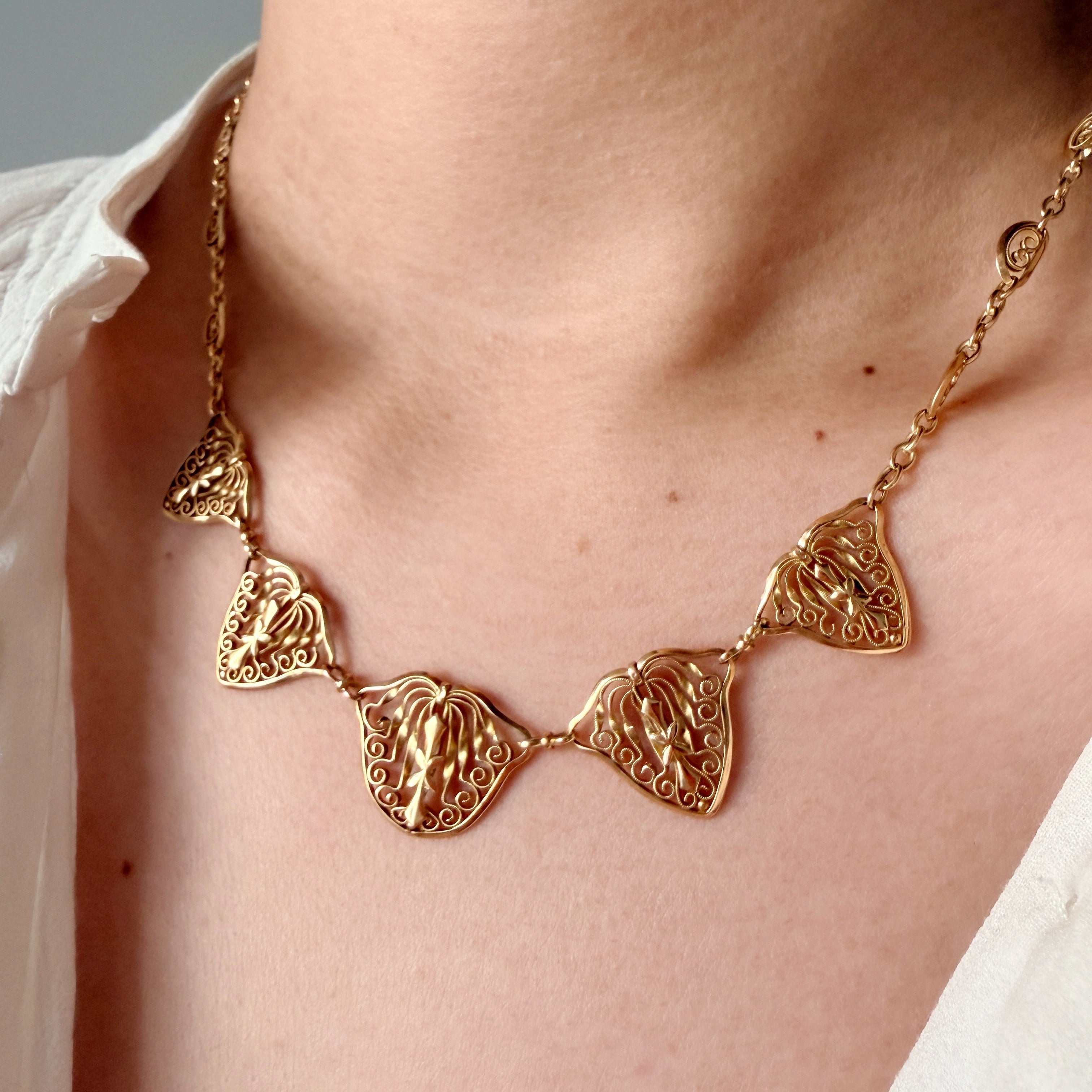 French Antique 18K Gold Draperie drop  link Necklace