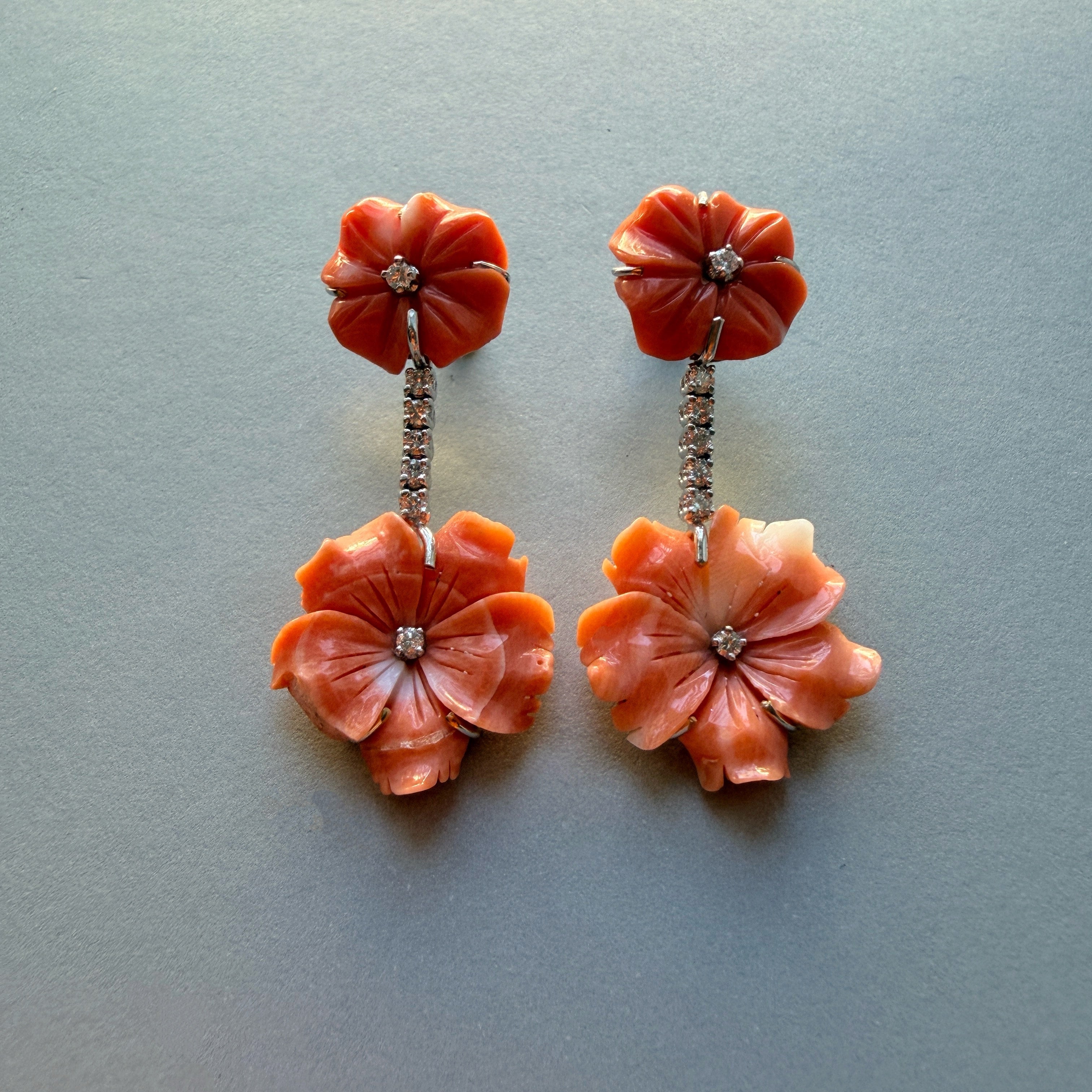 Vintage 18K white gold coral flower drop earrings