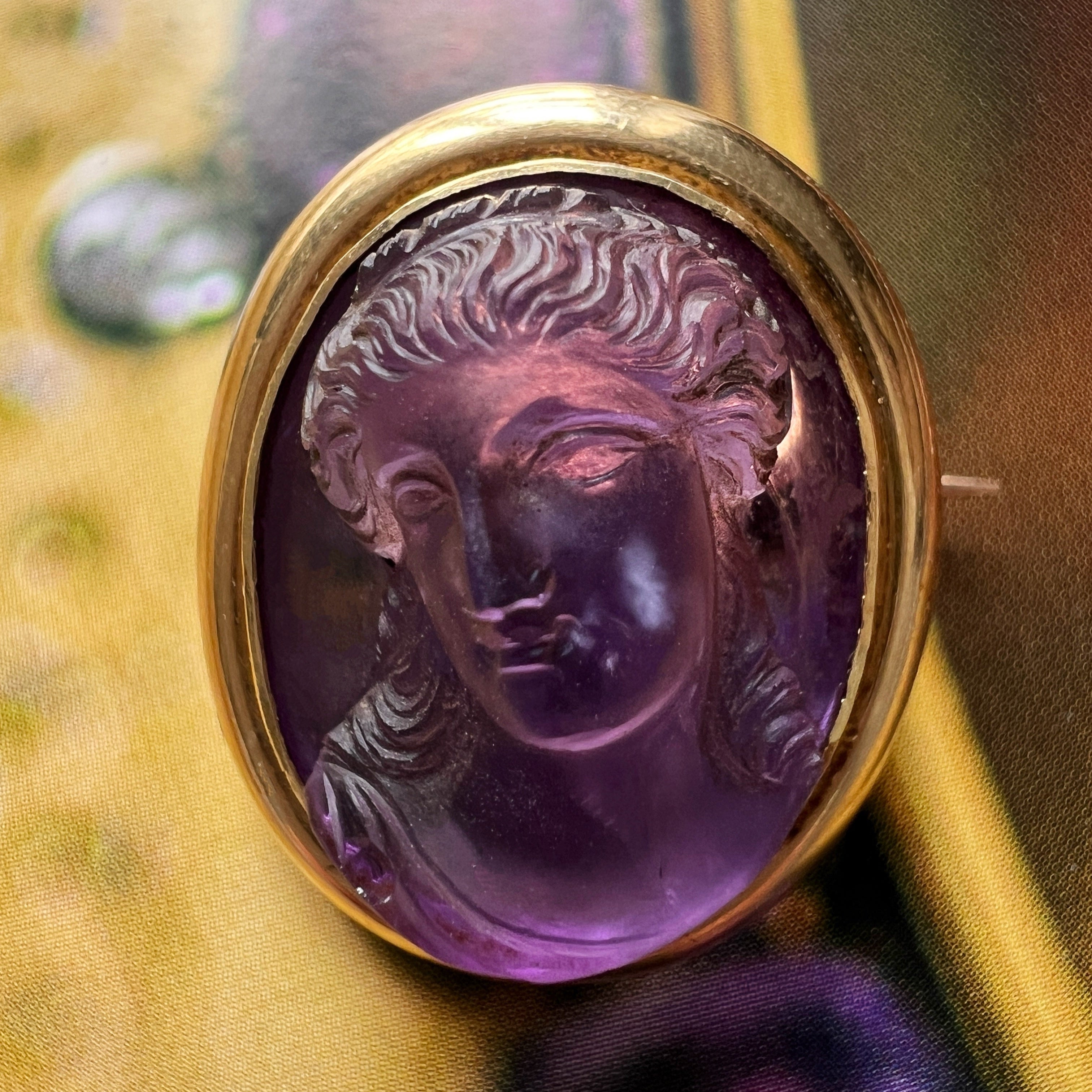 Rare Victorian era 18K gold Amethyst Cameo Brooch