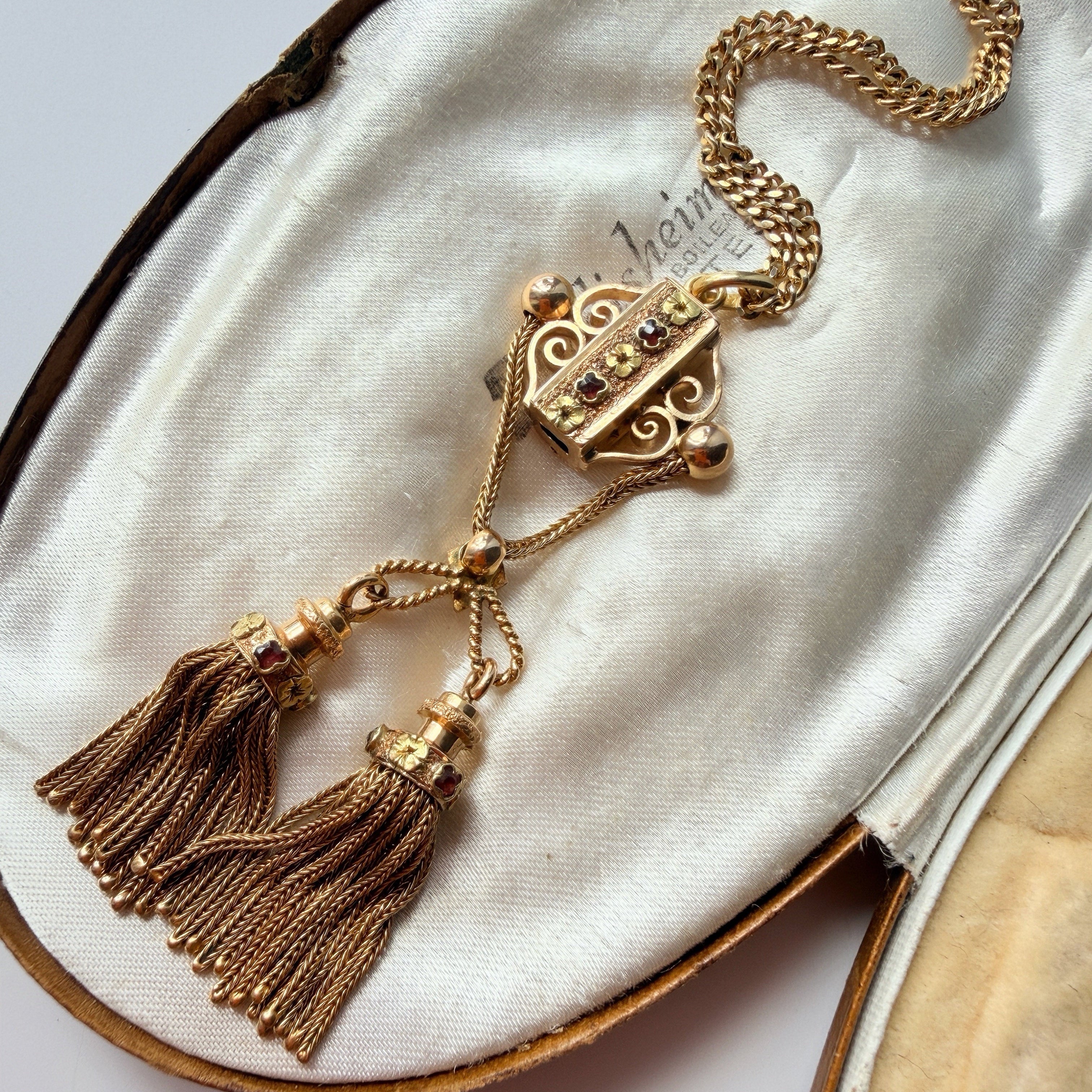 Victorian era French 18K Gold Garnets double Tassel Pendant