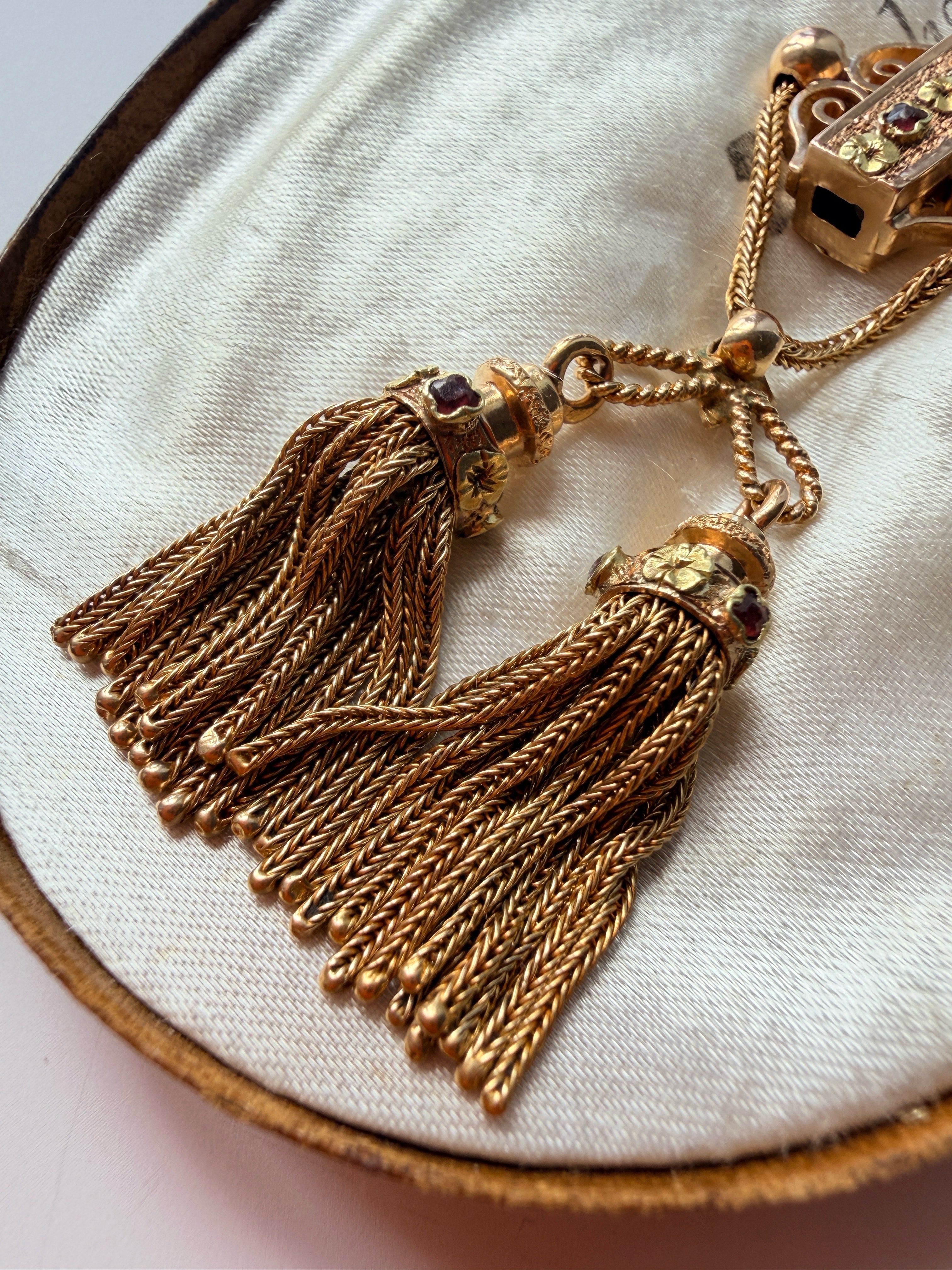 Victorian era French 18K Gold Garnets double Tassel Pendant