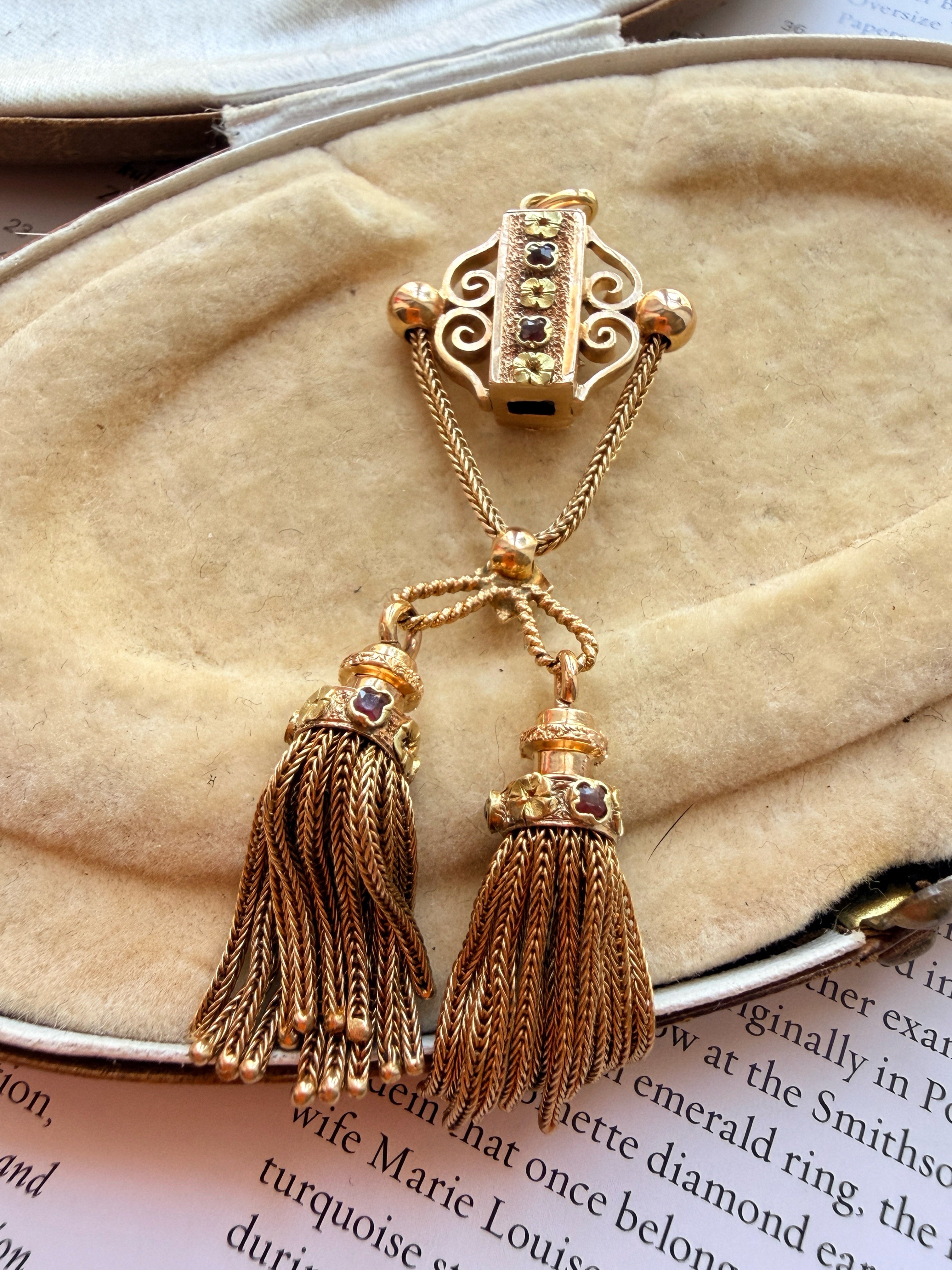 Victorian era French 18K Gold Garnets double Tassel Pendant