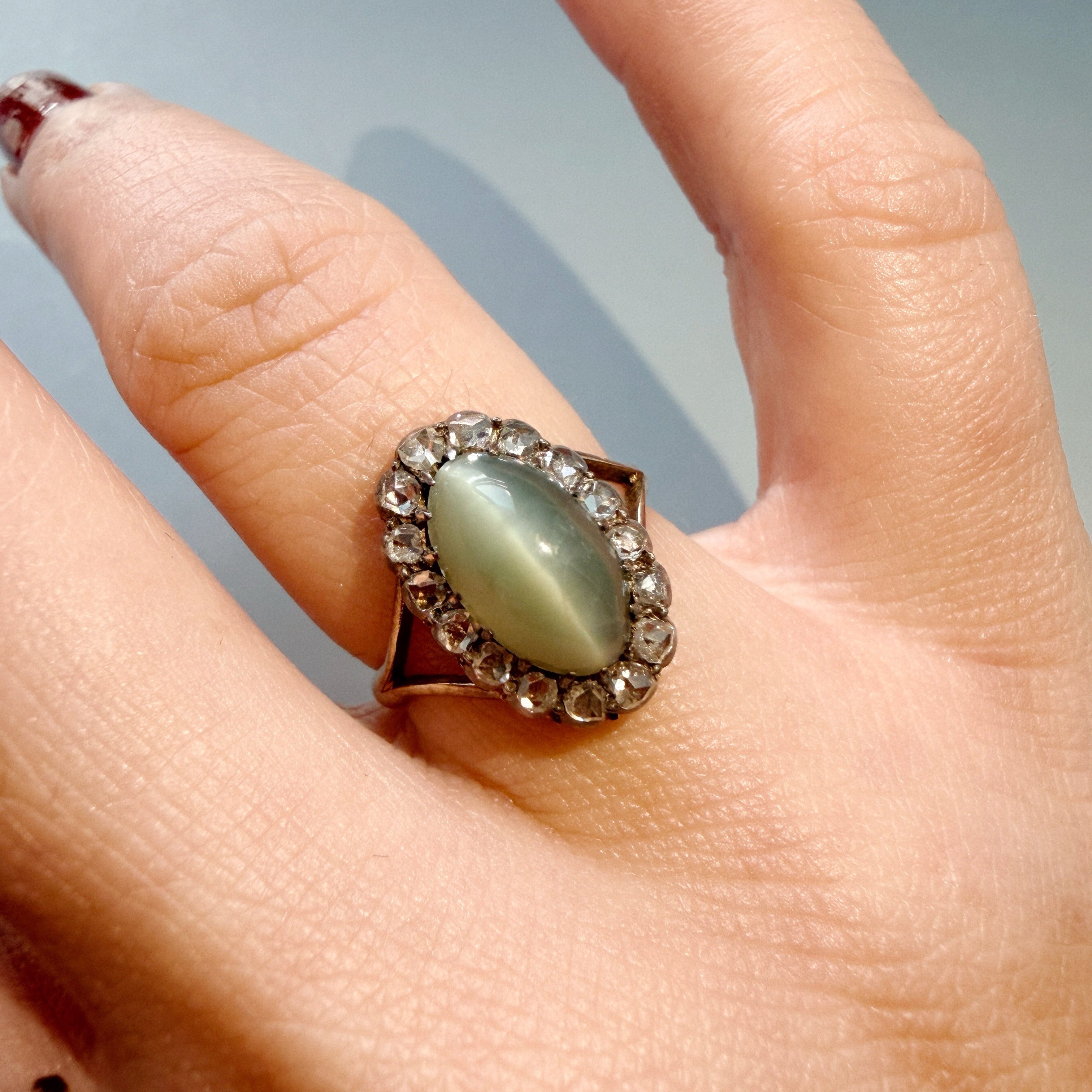 Victorian era 18K gold Cat’s Eye Diamond Ring