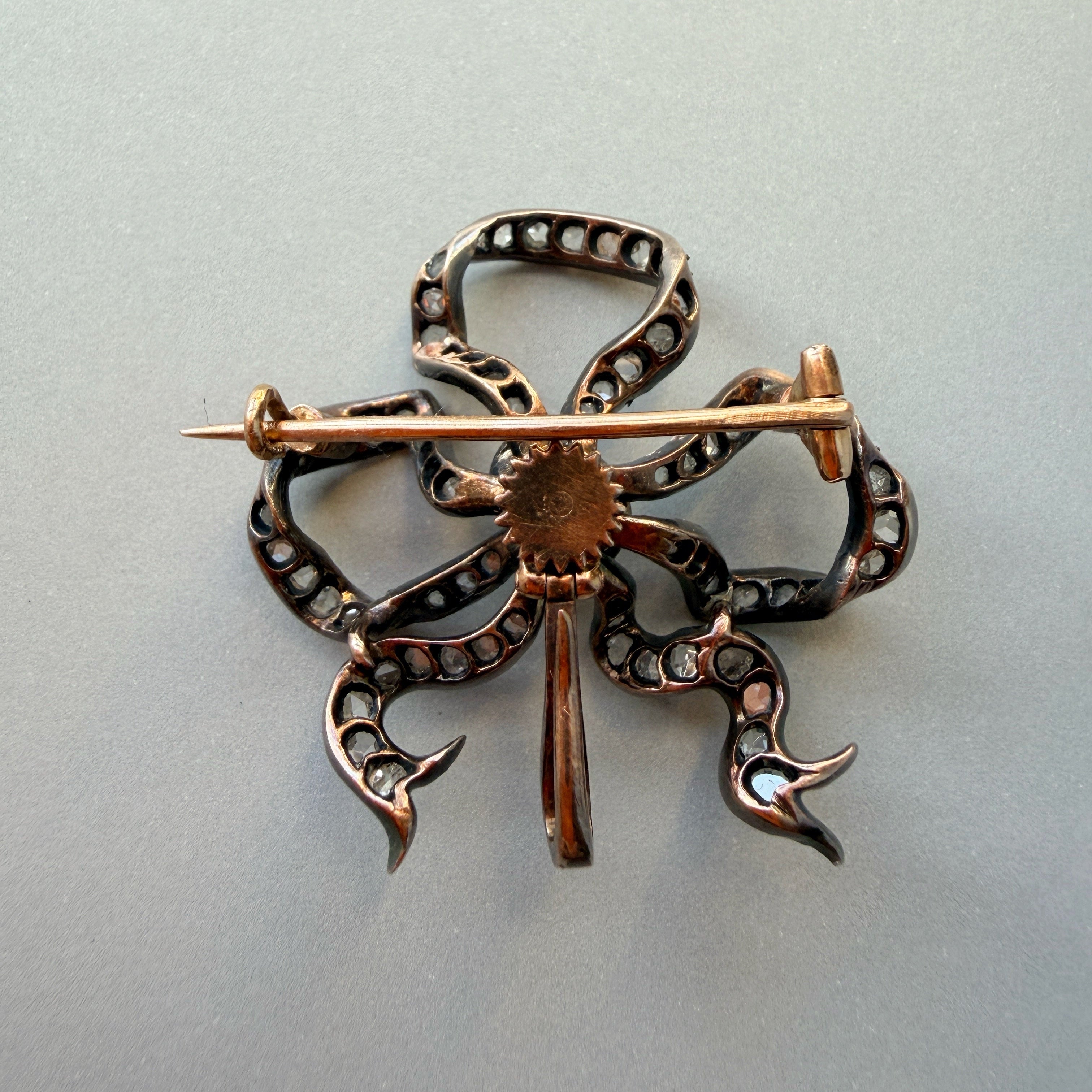 Victorian era 18K gold Diamond Bow Brooch 