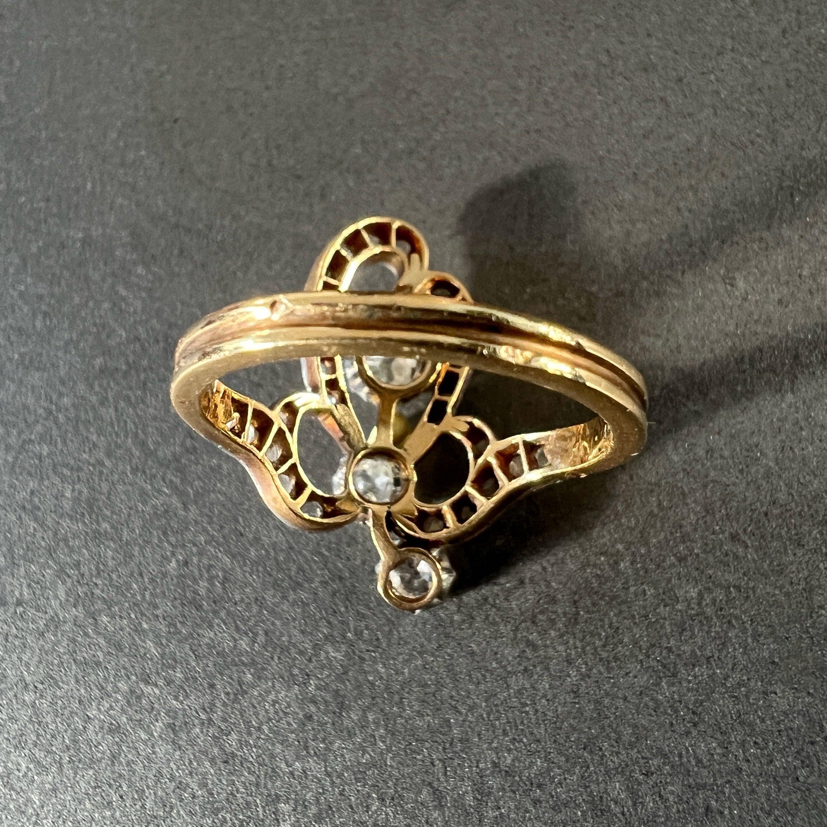 Victorian era 18K gold diamond bow clover ring - Curiously timeless