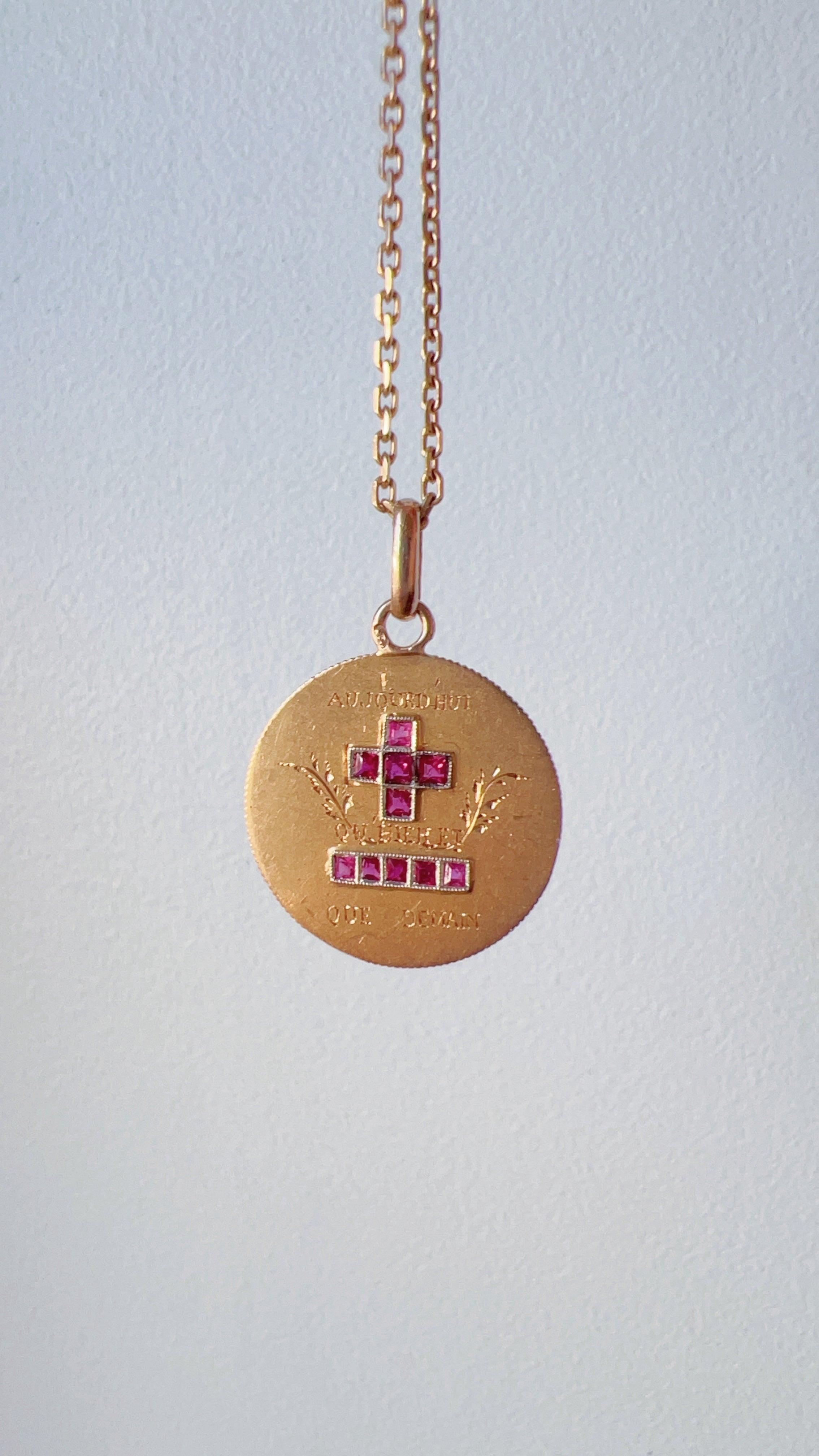 Rare Antique 18K Gold “Today More Than Yesterday, Less Than Tomorrow” Love Medal Pendant - Curiously timeless