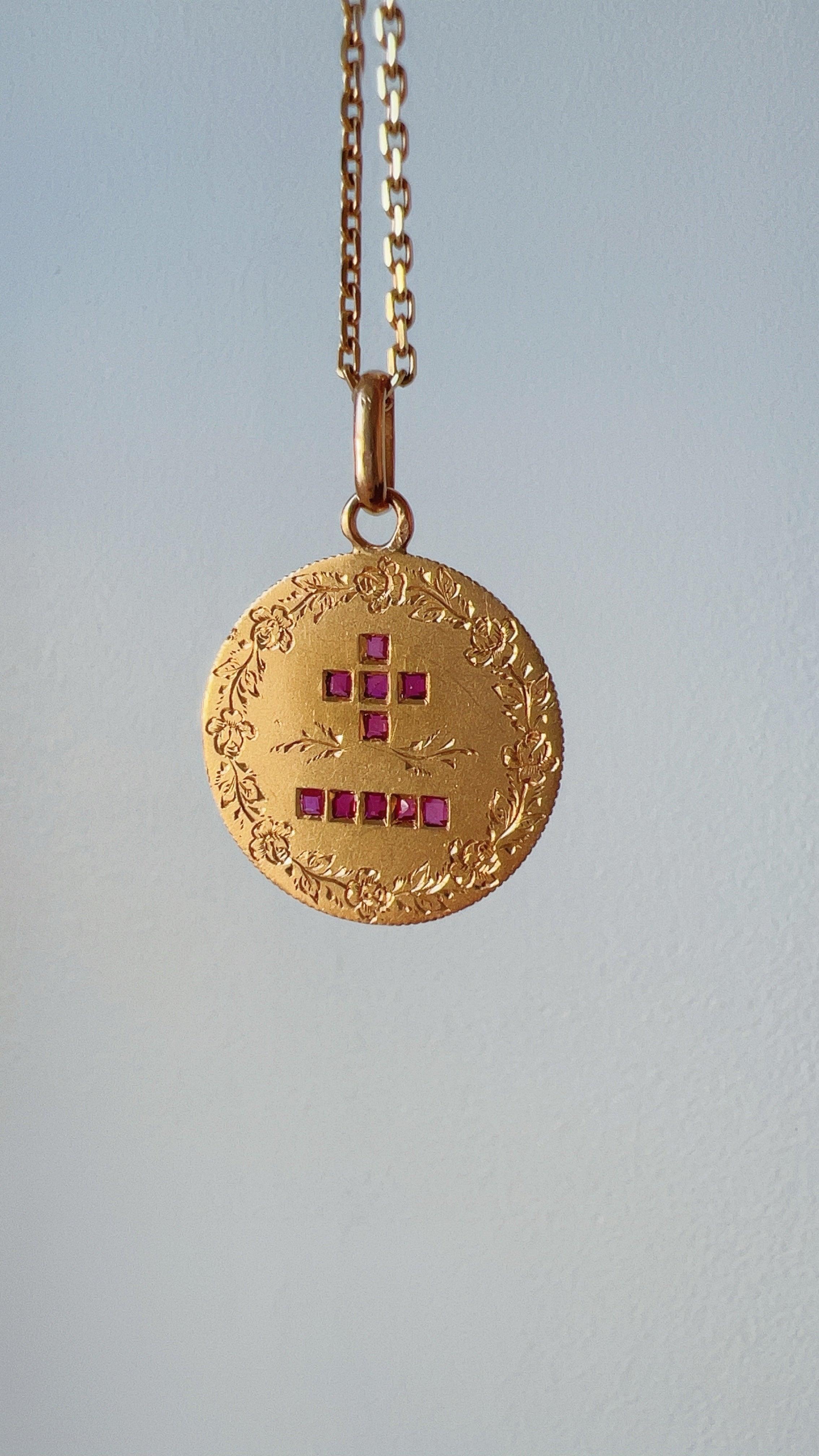 Rare Antique 18K Gold “Today More Than Yesterday, Less Than Tomorrow” Love Medal Pendant - Curiously timeless