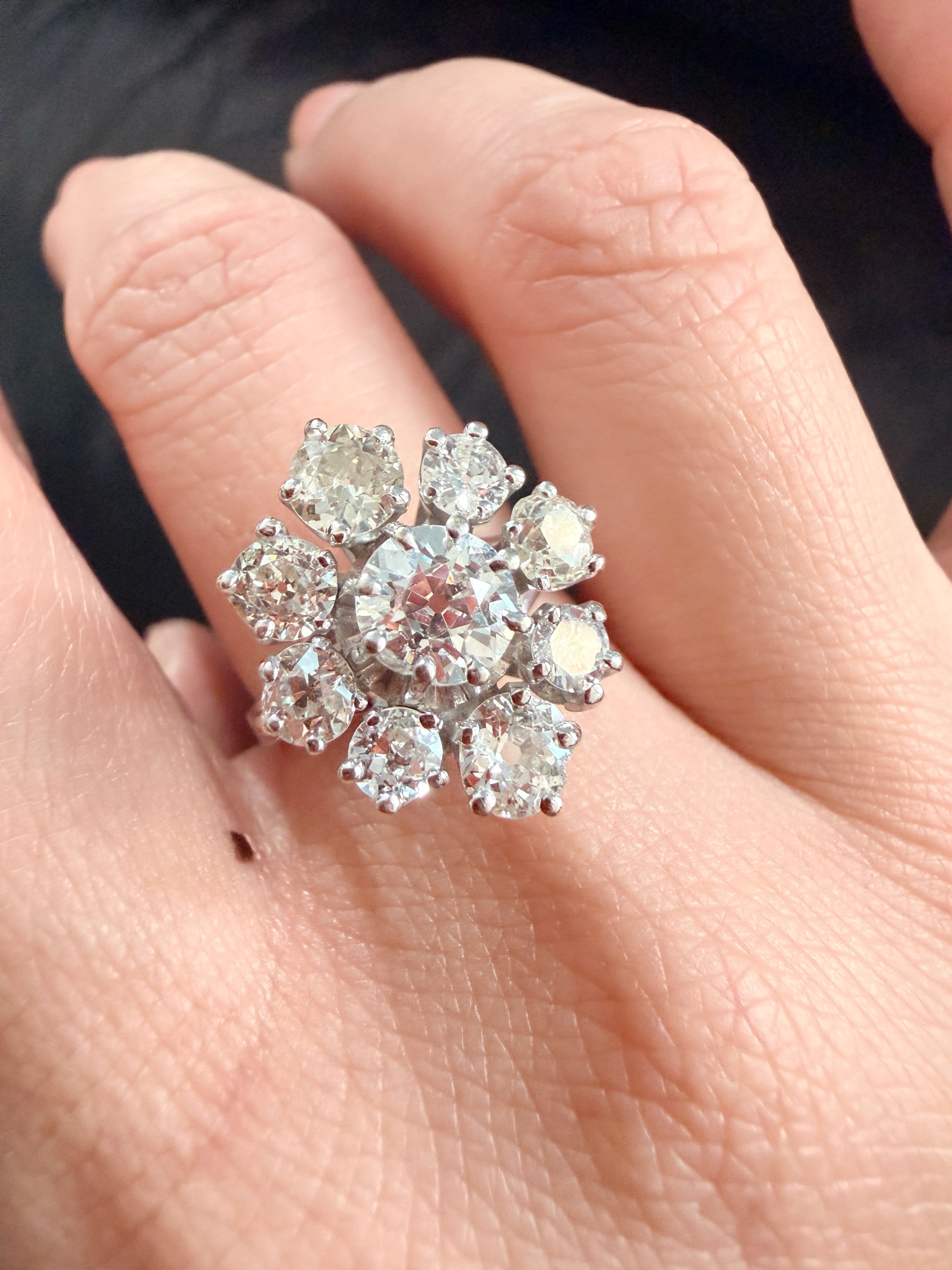 Vintage 18K Gold 2.95cts Old Mine Cut Diamond Cluster Ring