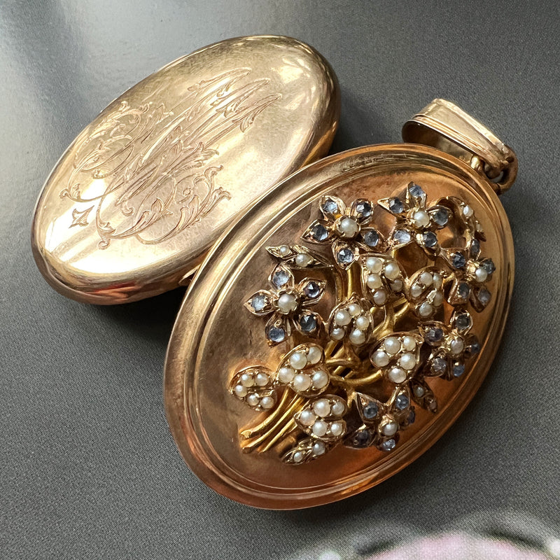 Victorian era 18K gold photo locket pendant