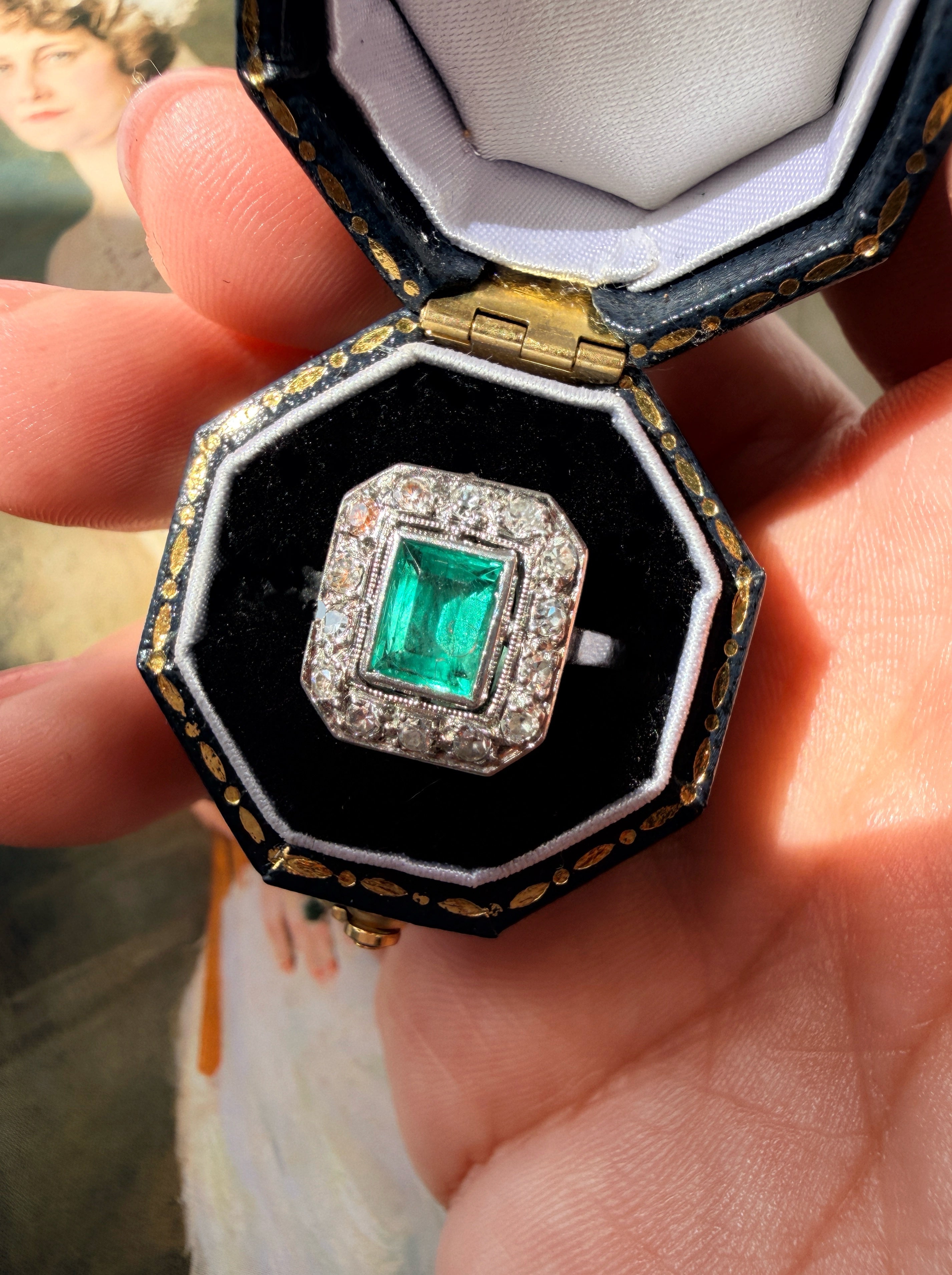 French Art Deco Emerald Diamond Platinum Ring