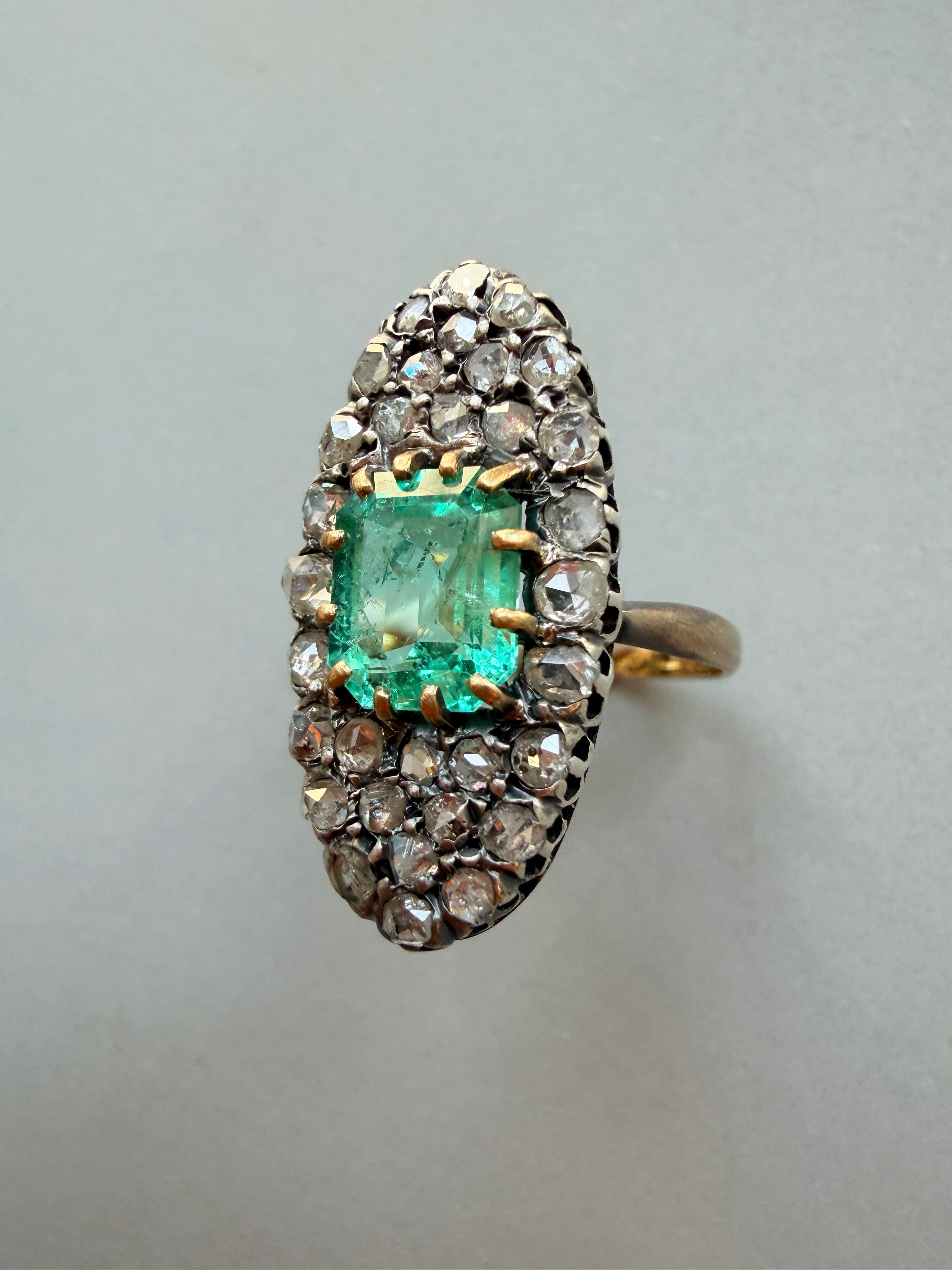 Victorian era 18K gold emerald diamond ring