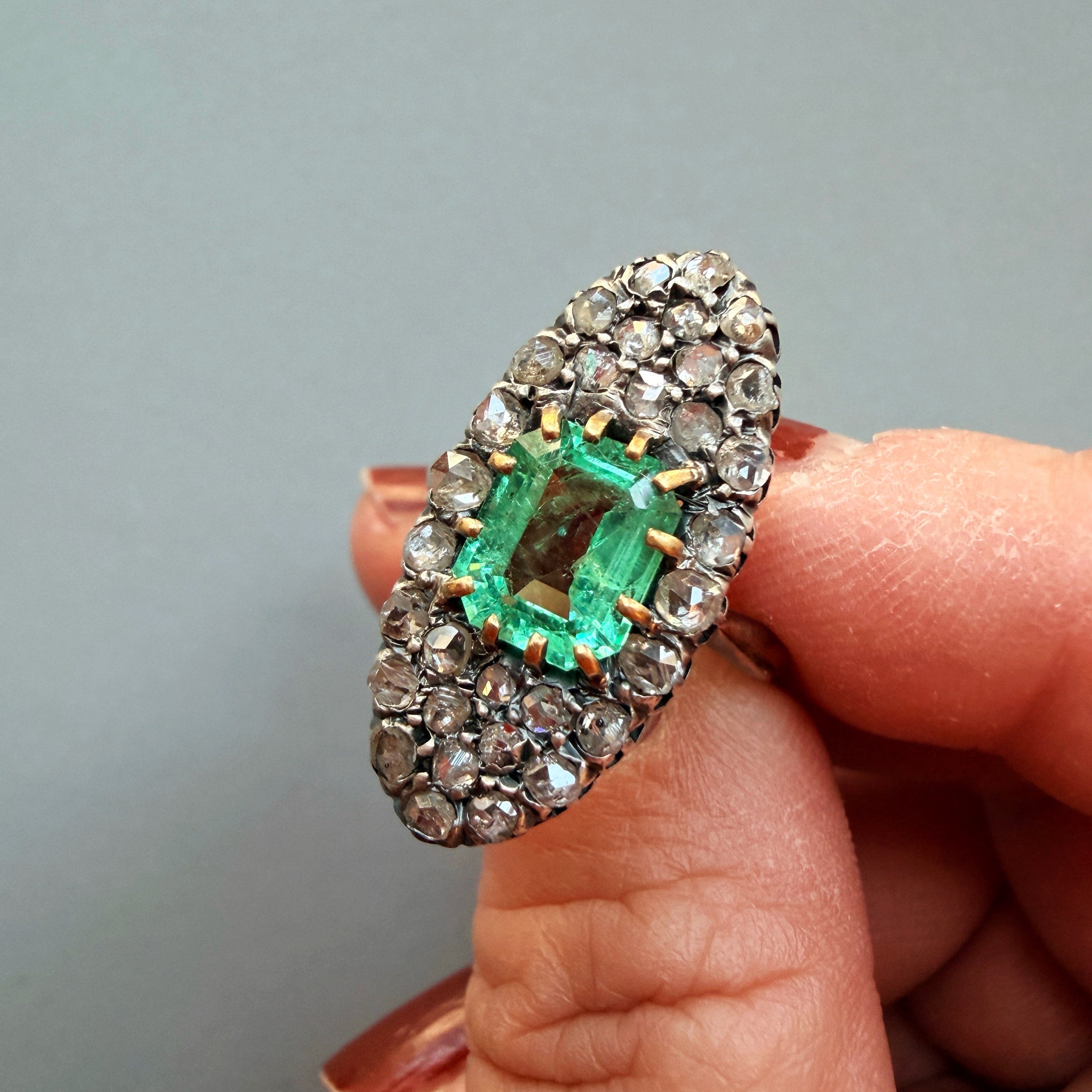 Victorian era 18K gold emerald diamond ring