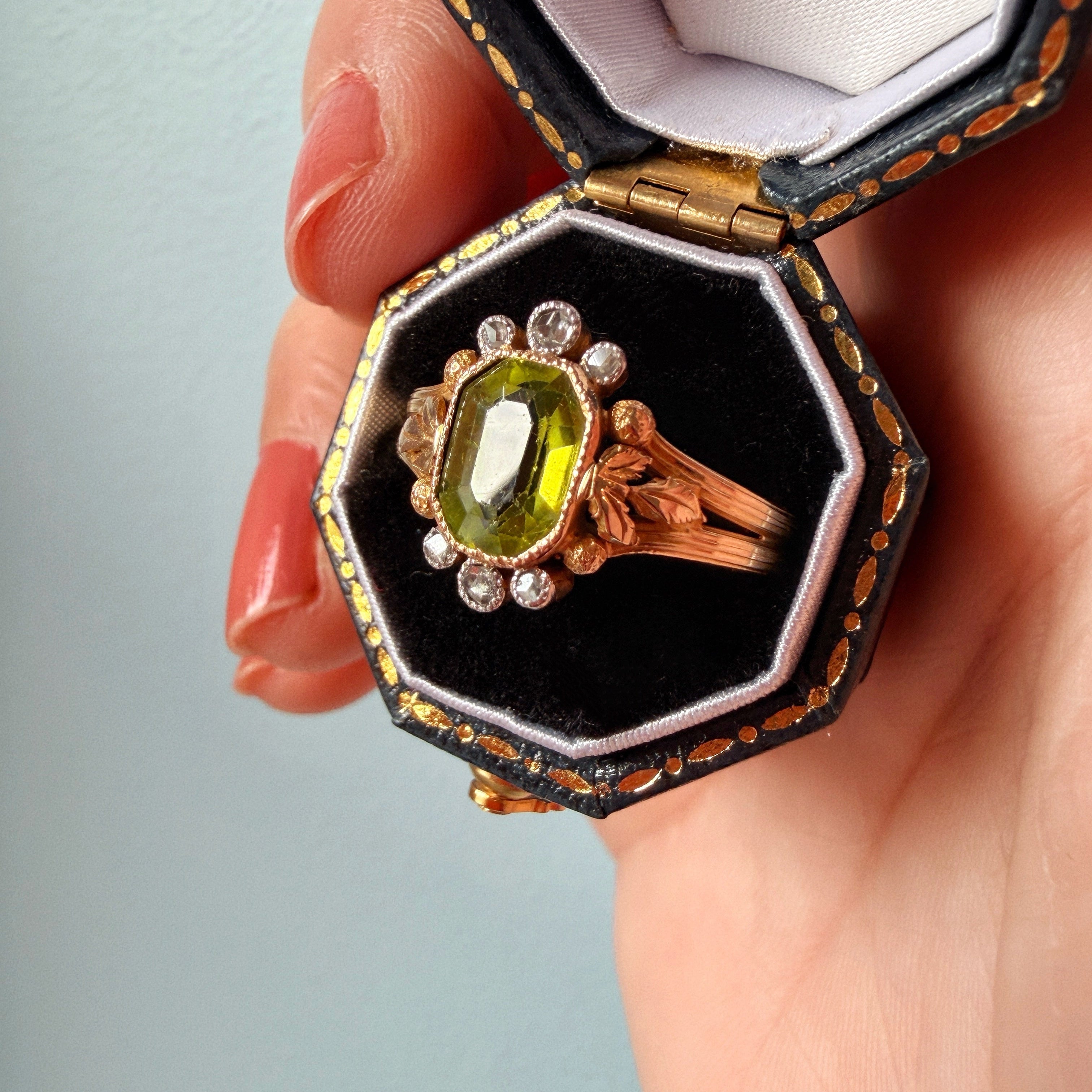 Victorian era 18K gold peridot diamond ring