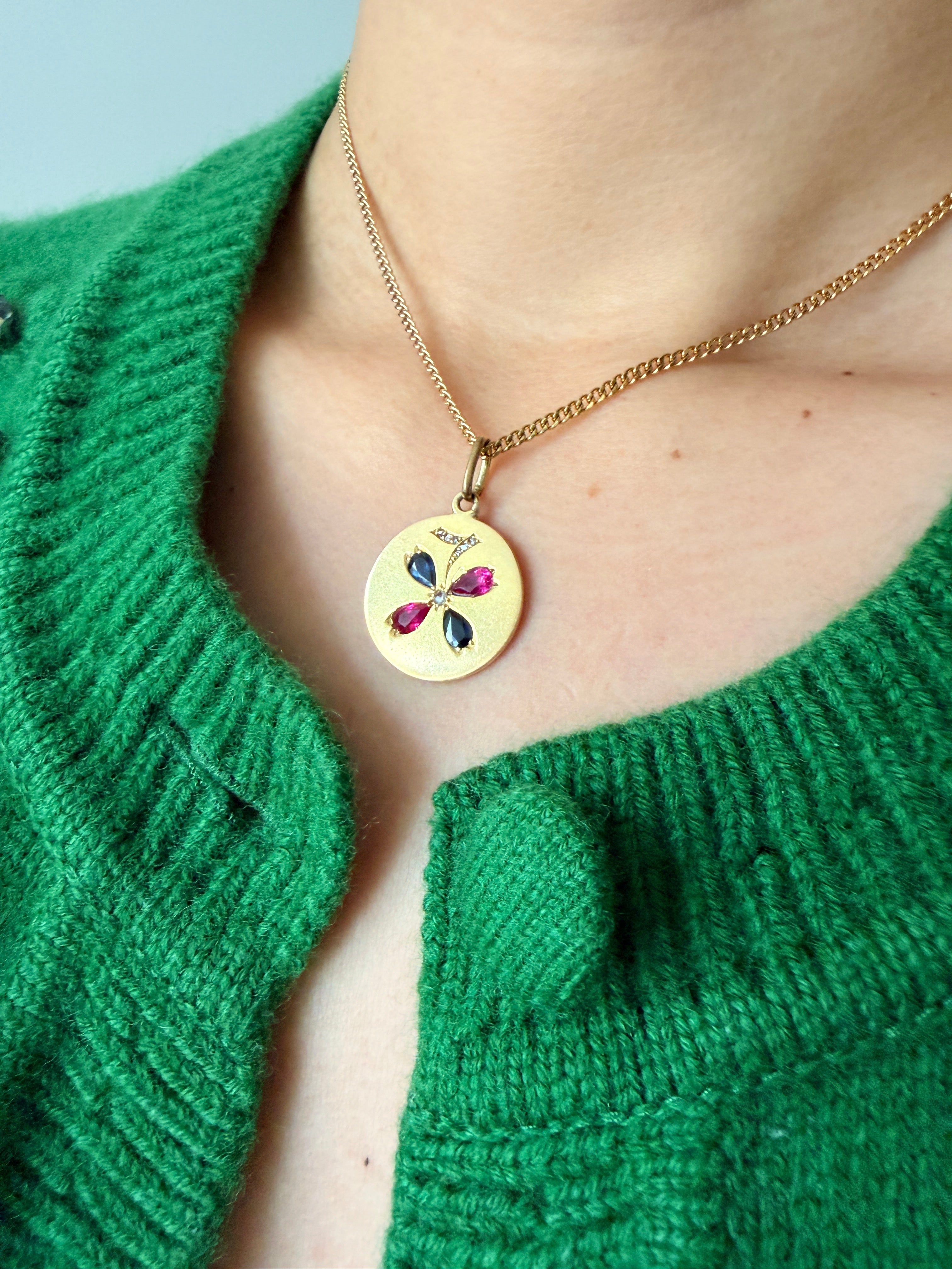 Antique 18K yellow gold gemstone clover lucky “7” pendant