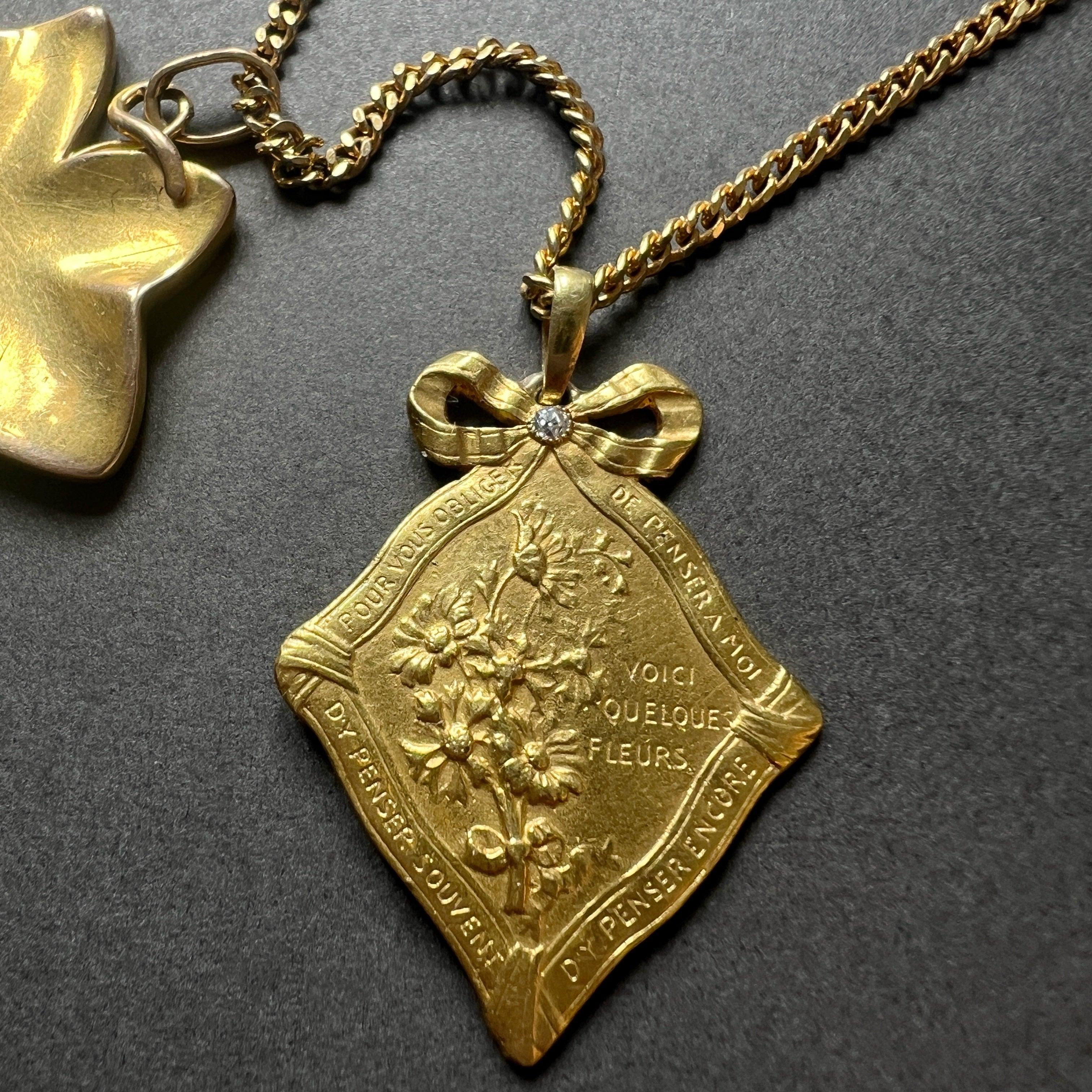 Art Nouveau 18K gold “there are some flowers for you to think of me” medal - Curiously timeless