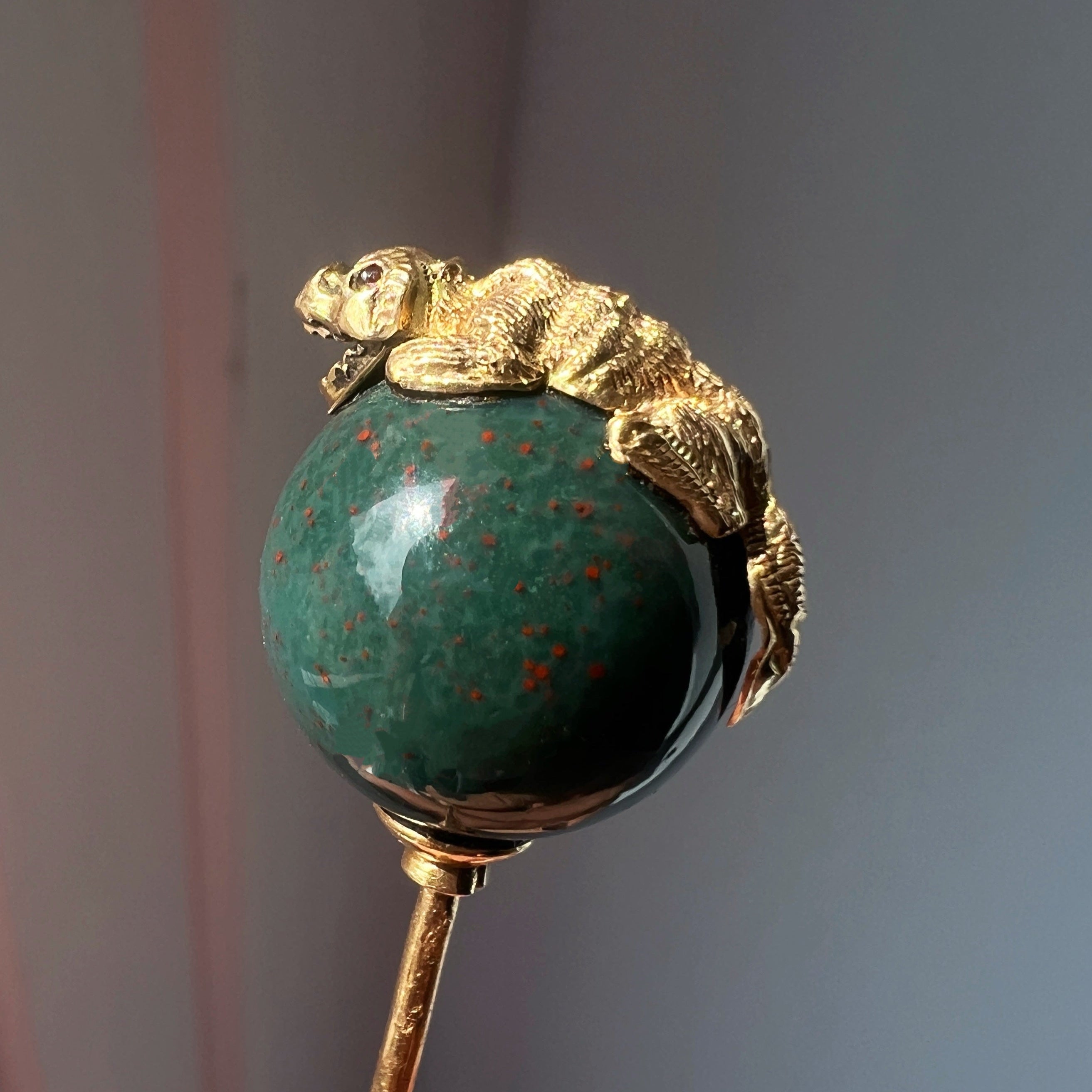 Victorian 18K Gold Bloodstone Crocodile/Lizard Stick Pin 