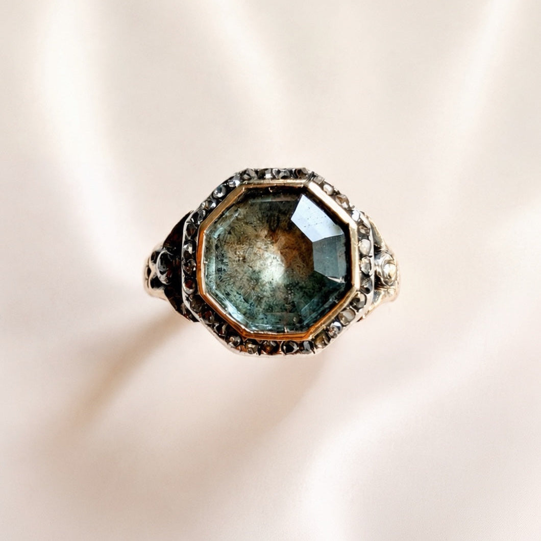 Georgian era 18K gold Aquamarine diamond ring
