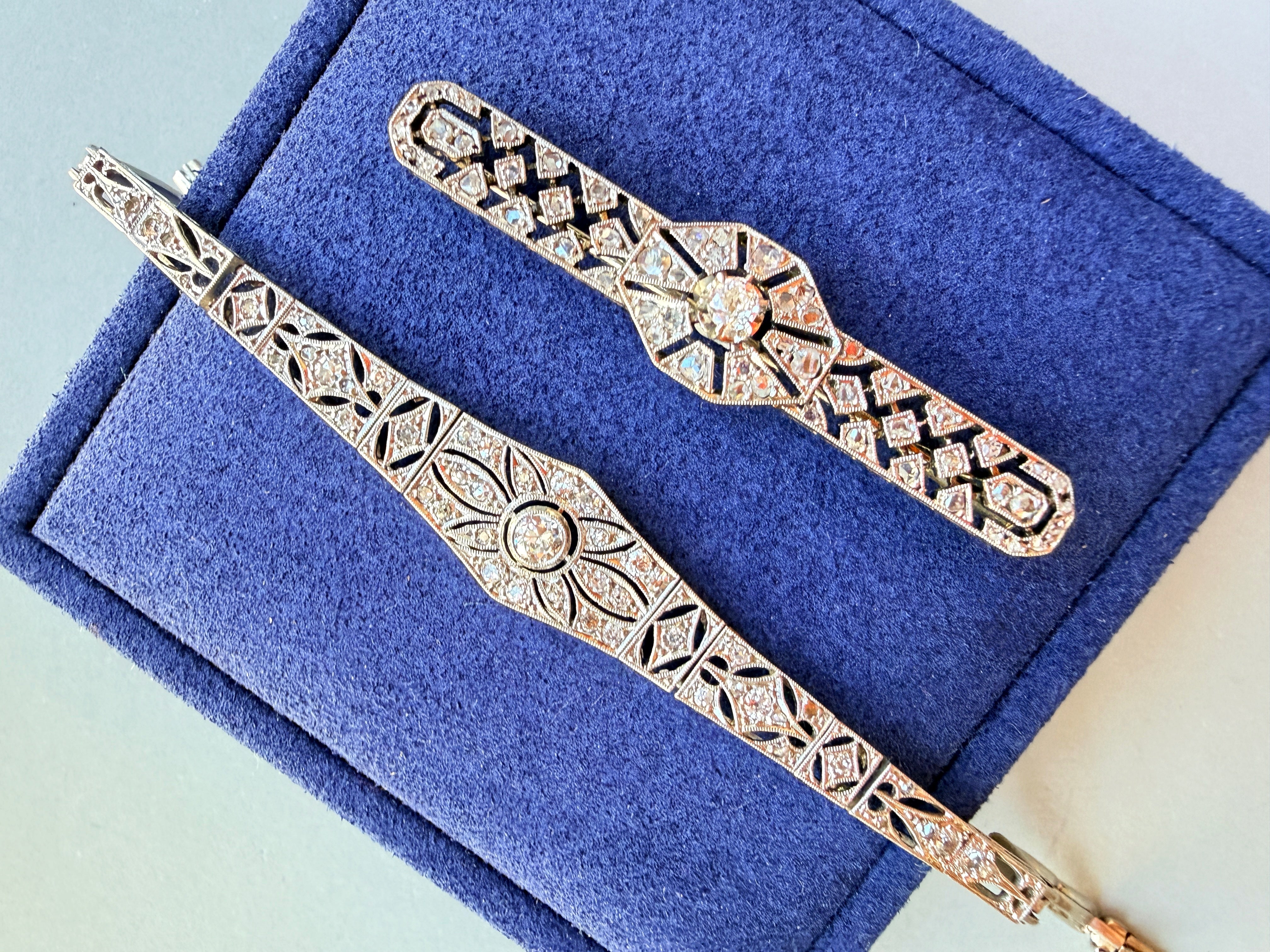 Art Deco 18K white gold diamond brooch