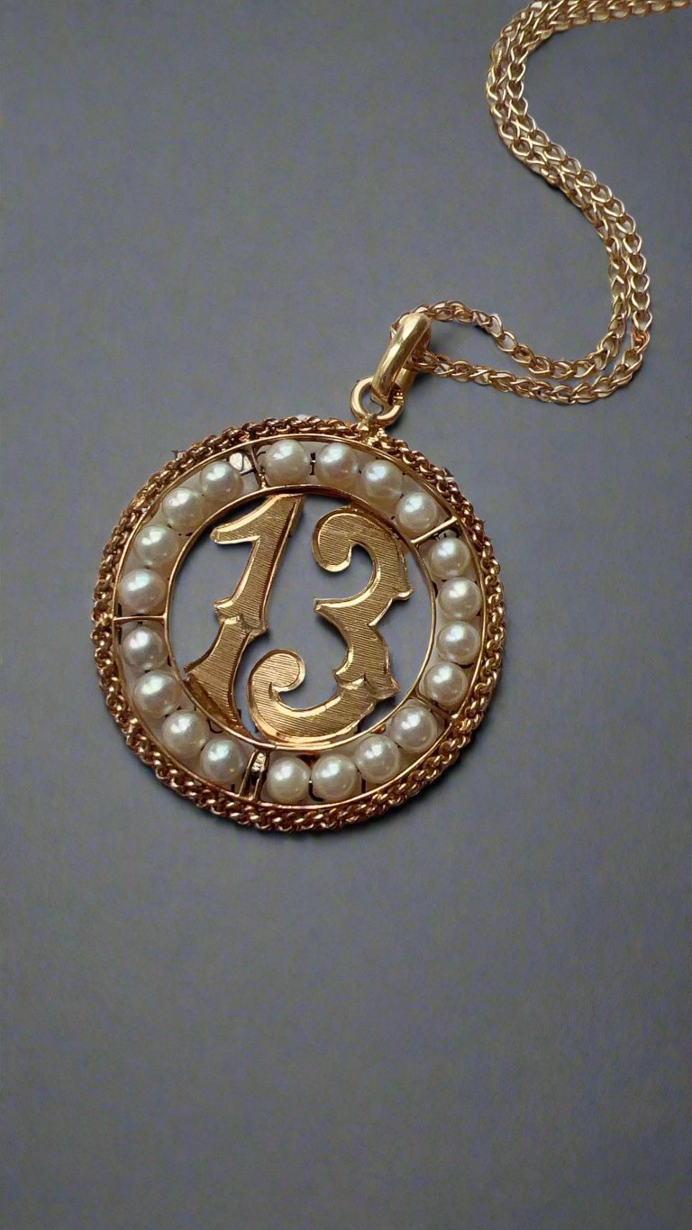 Vintage 18K gold 13 lucky charm medal pendant