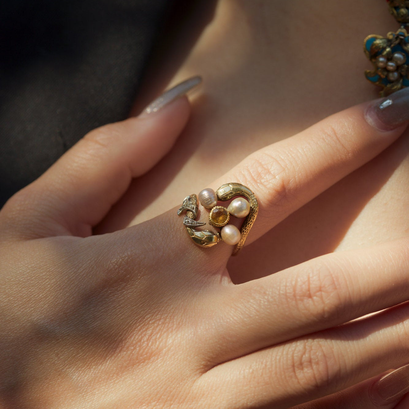 Victorian era 18K gold LFG certified natural pearl snake ring