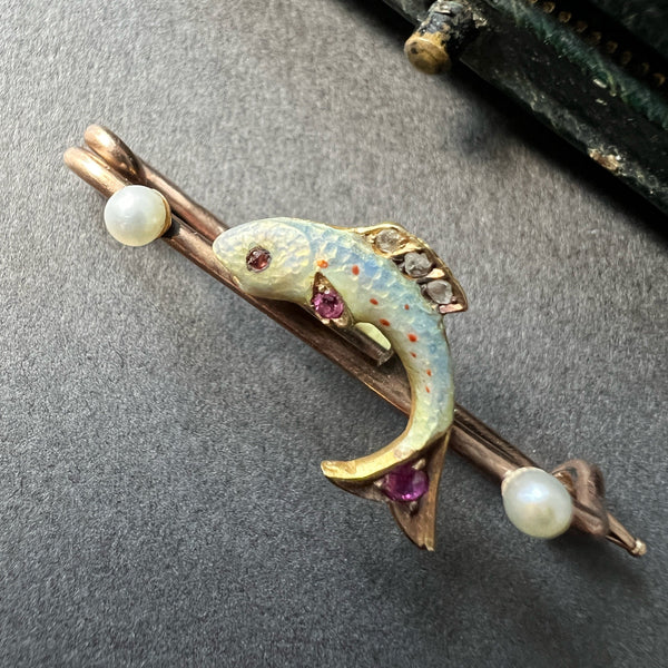 Victorian era 14K trembling enameled fish pin brooch