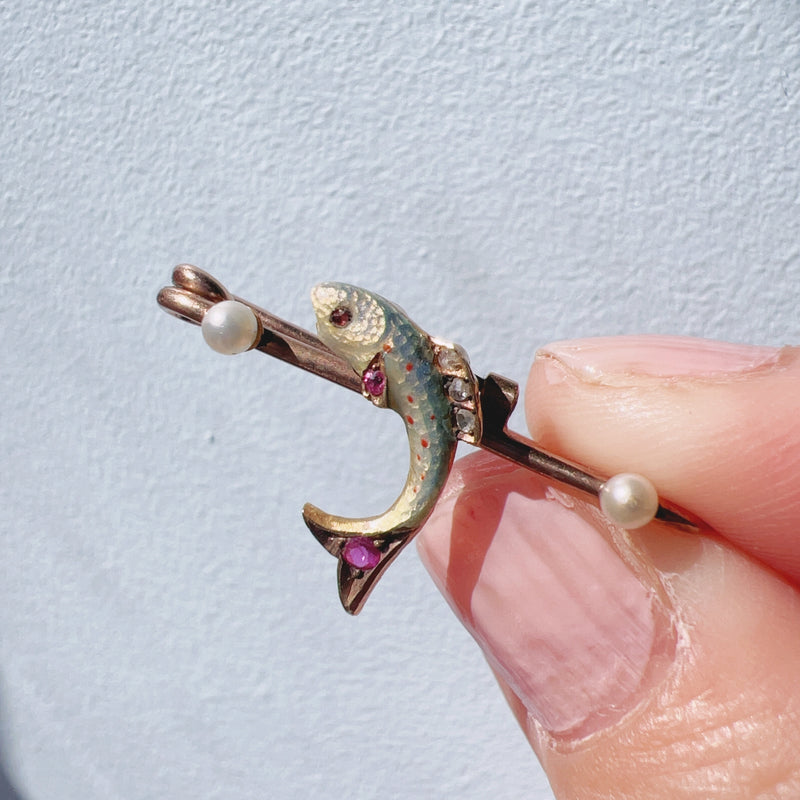 Victorian era 14K trembling enameled fish pin brooch