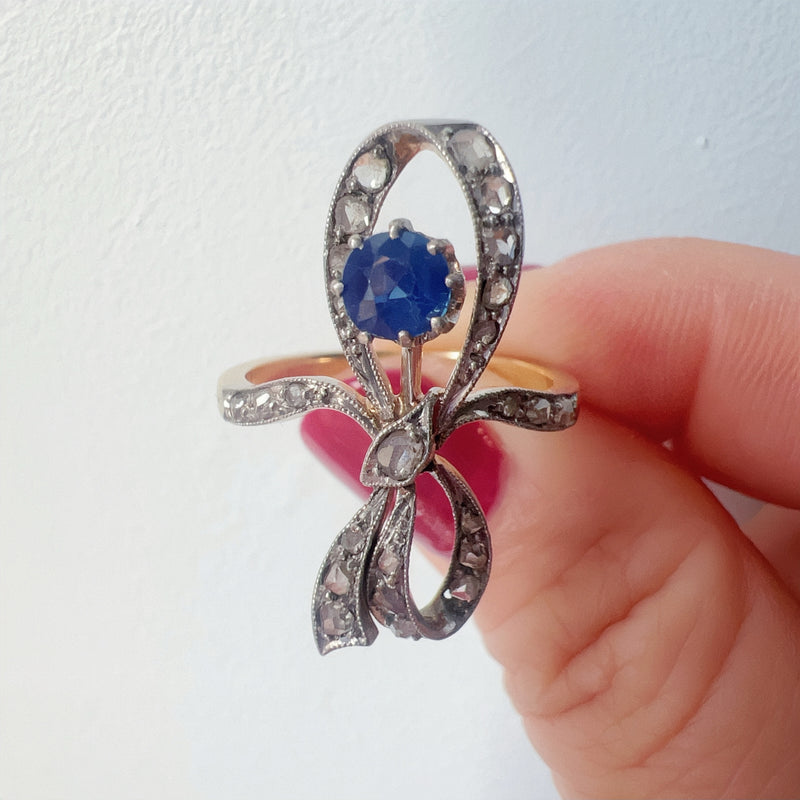 Edwardian 18K gold Blue sapphire diamond Bow Ring