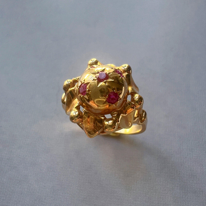 French retro 18K gold bombé star ring - Curiously timeless