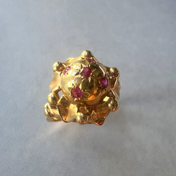 French retro 18K gold bombé star ring