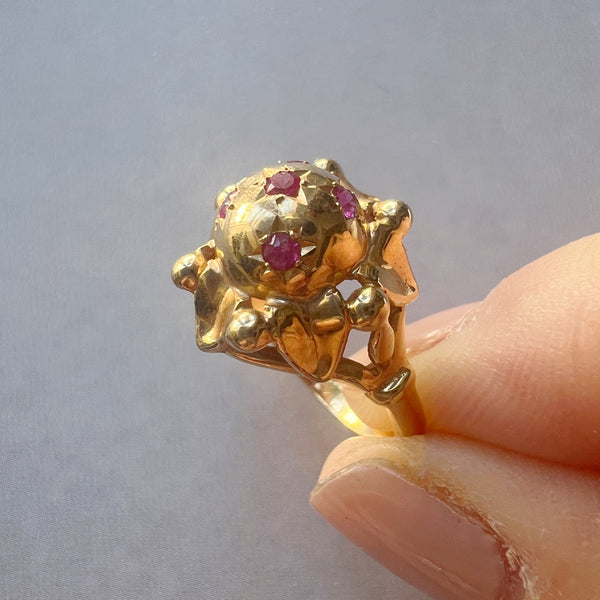 French retro 18K gold bombé star ring