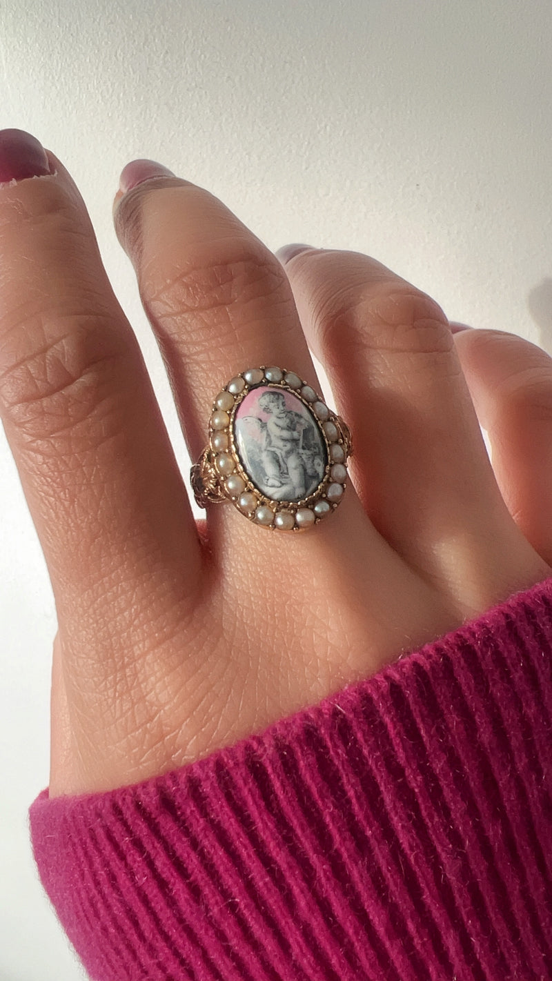 Victorian 18K gold enamelled cherub natural pearls ring