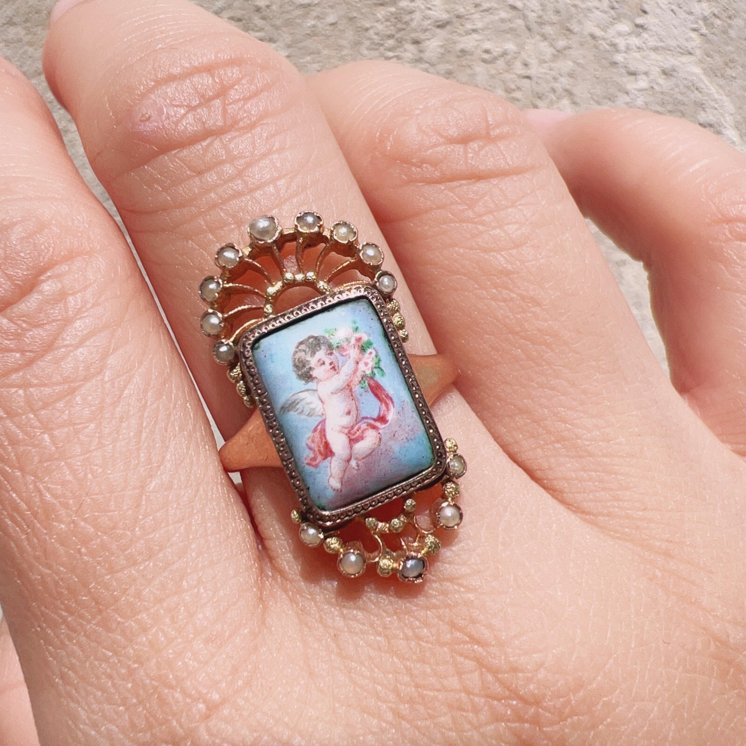 19th century 18K enamelled cherub miniature ring - Curiously timeless