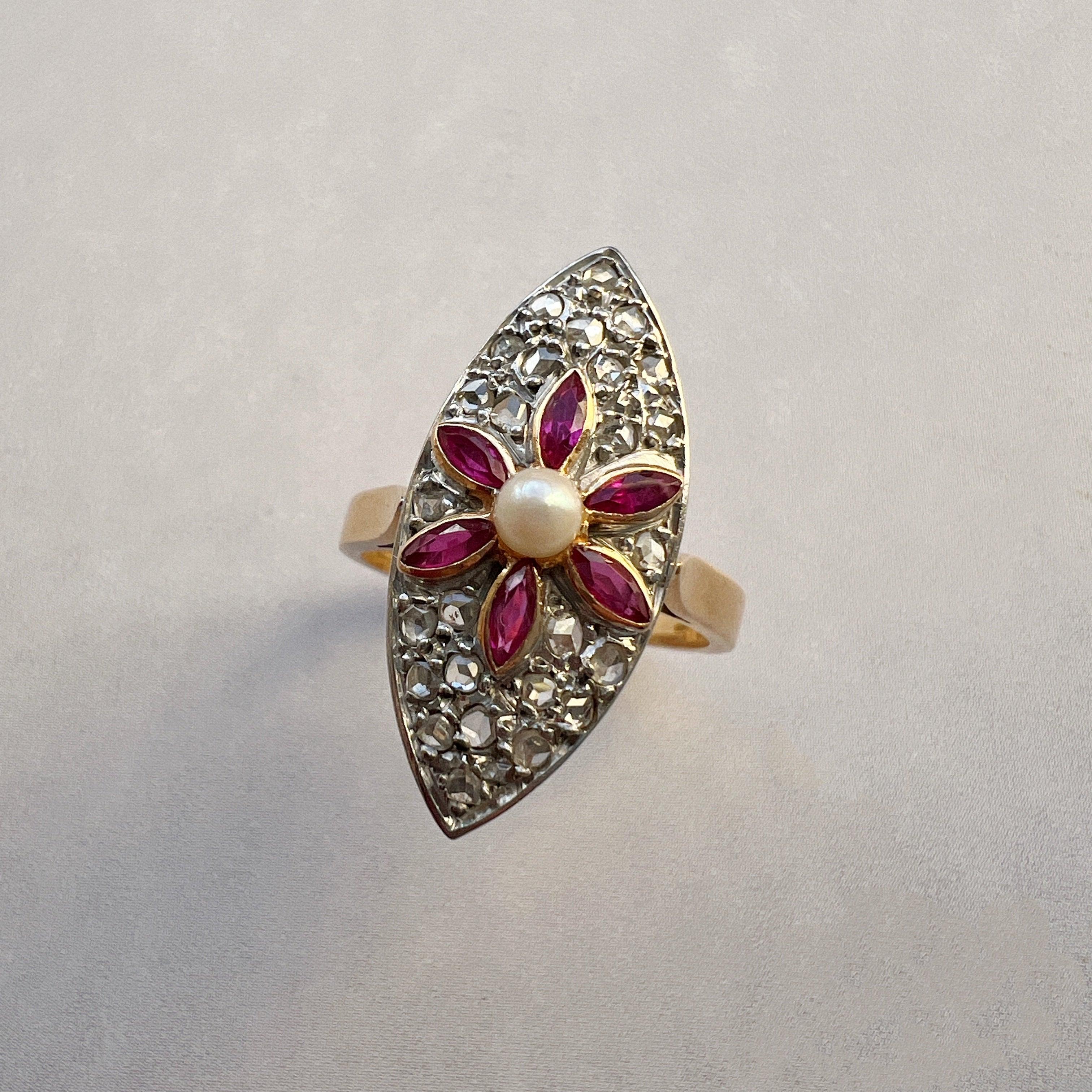 Antique 18K gold rose cut diamond flower marquise ring - Curiously timeless