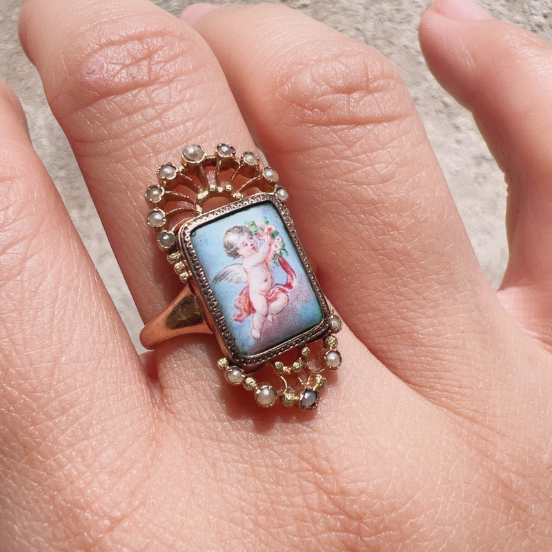 19th century 18K enamelled cherub miniature ring