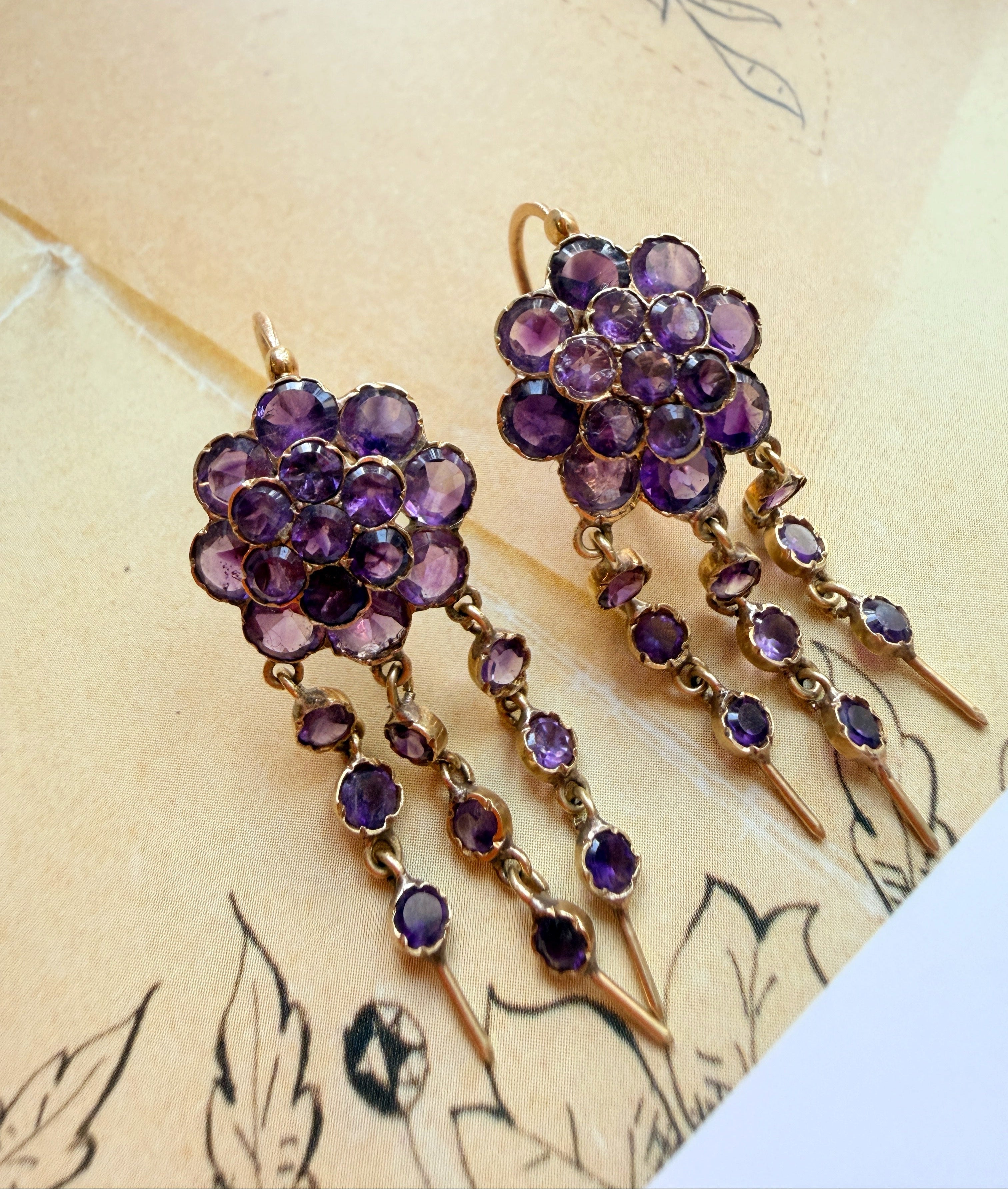 Victorian era 18K gold amethyst brooch earrings set