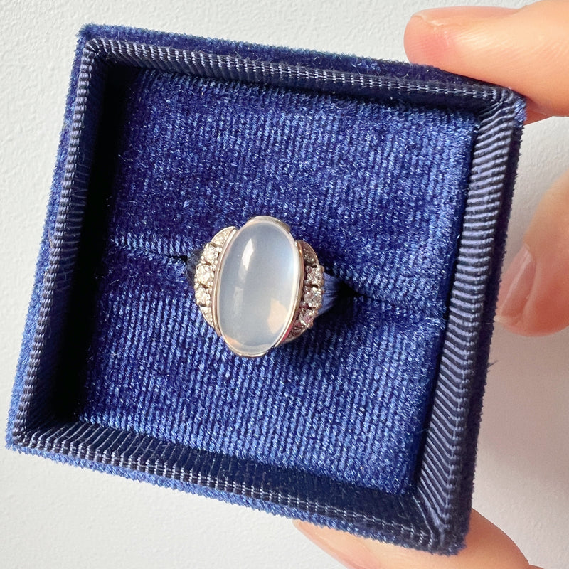 Art Deco era 18K gold moonstone and diamond ring