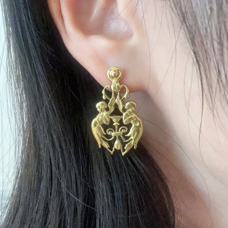 Antique 18K gold angels holding a cup earrings