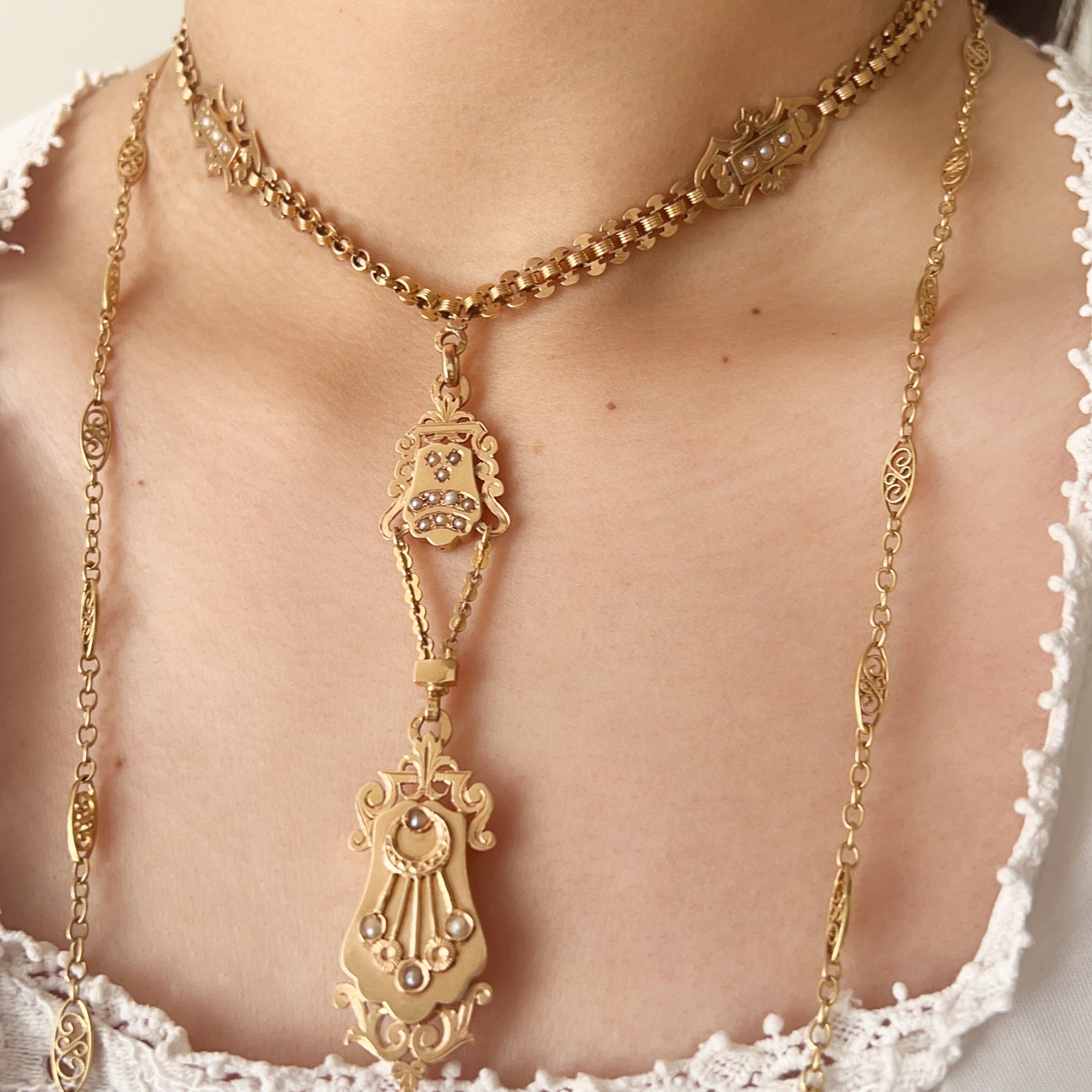 French Antique 18K Rose Gold Necklace with Locket pendant