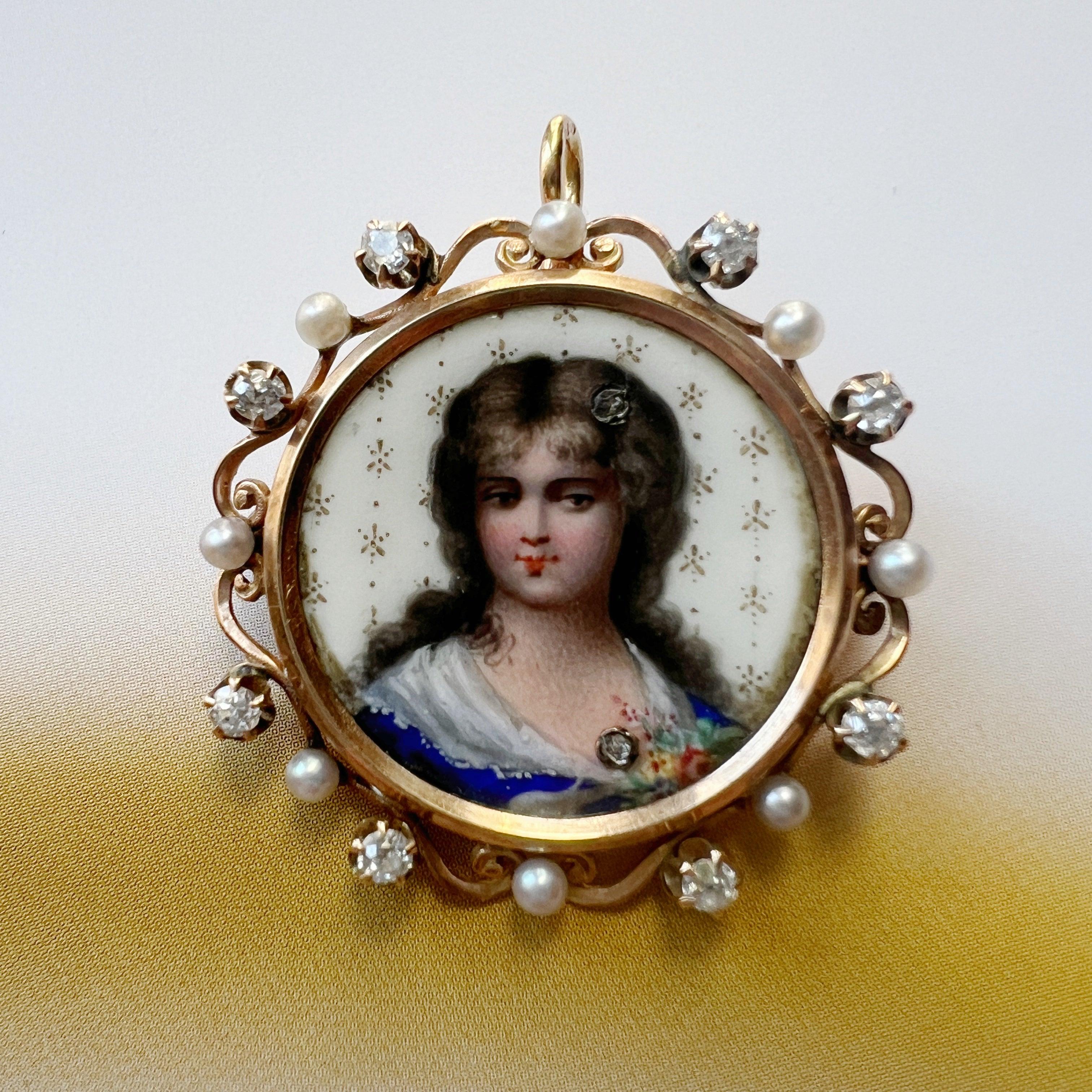 Victorian 18K gold young lady miniature habillée pendant brooch - Curiously timeless