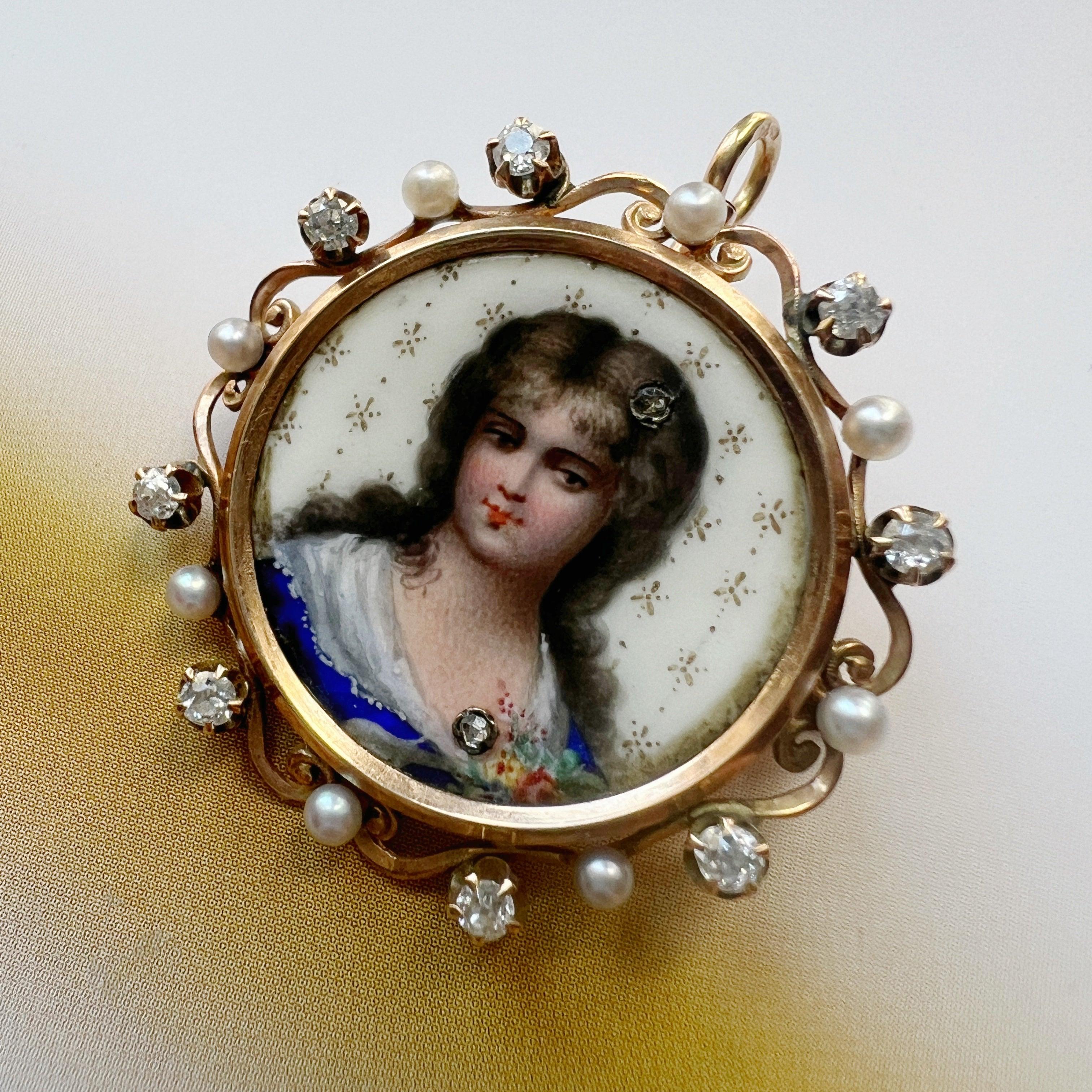 Victorian 18K gold young lady miniature habillée pendant brooch - Curiously timeless